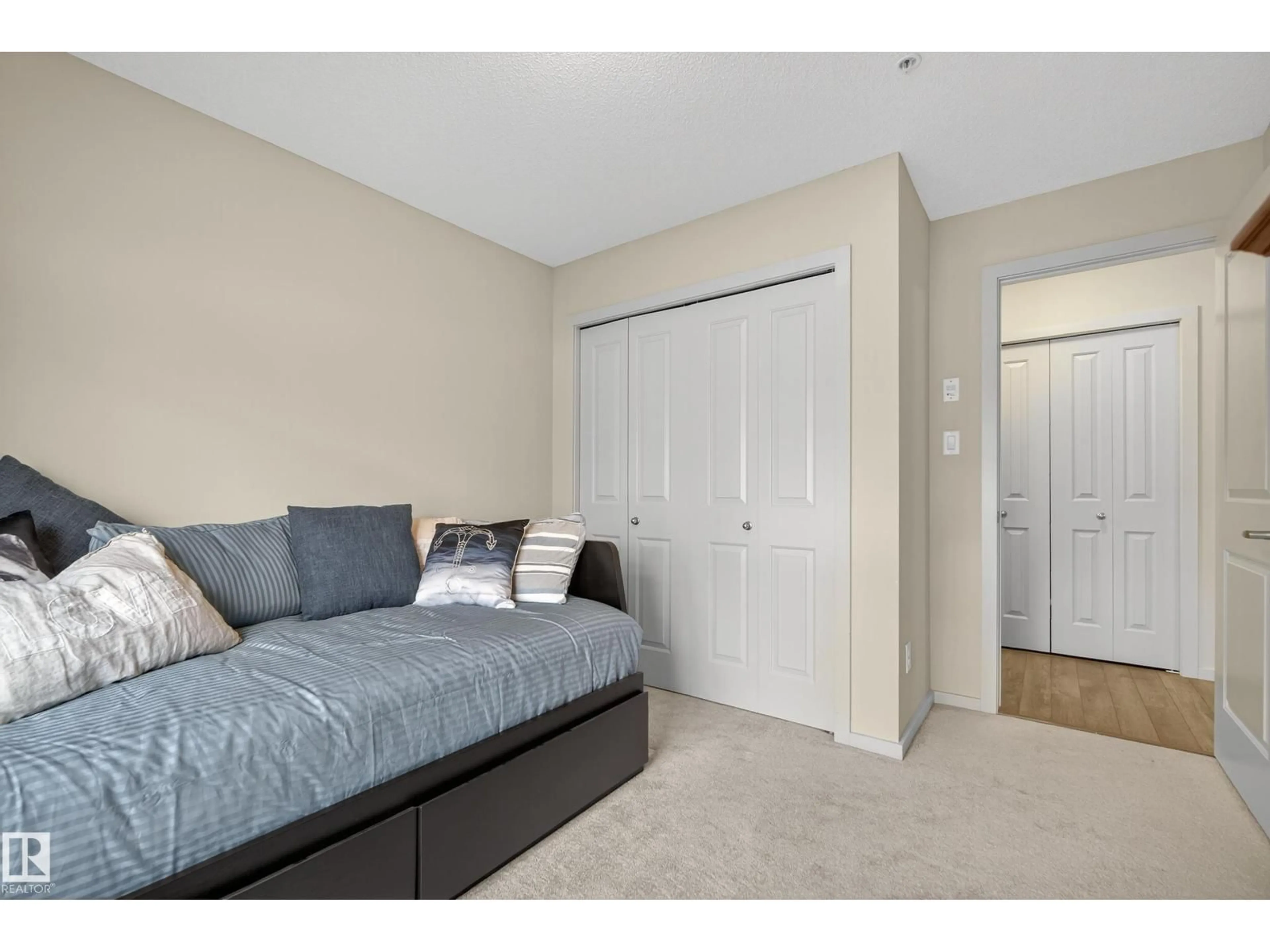 Unknown for 390 - 133 WINDERMERE RD NW, Edmonton Alberta T6W0R1