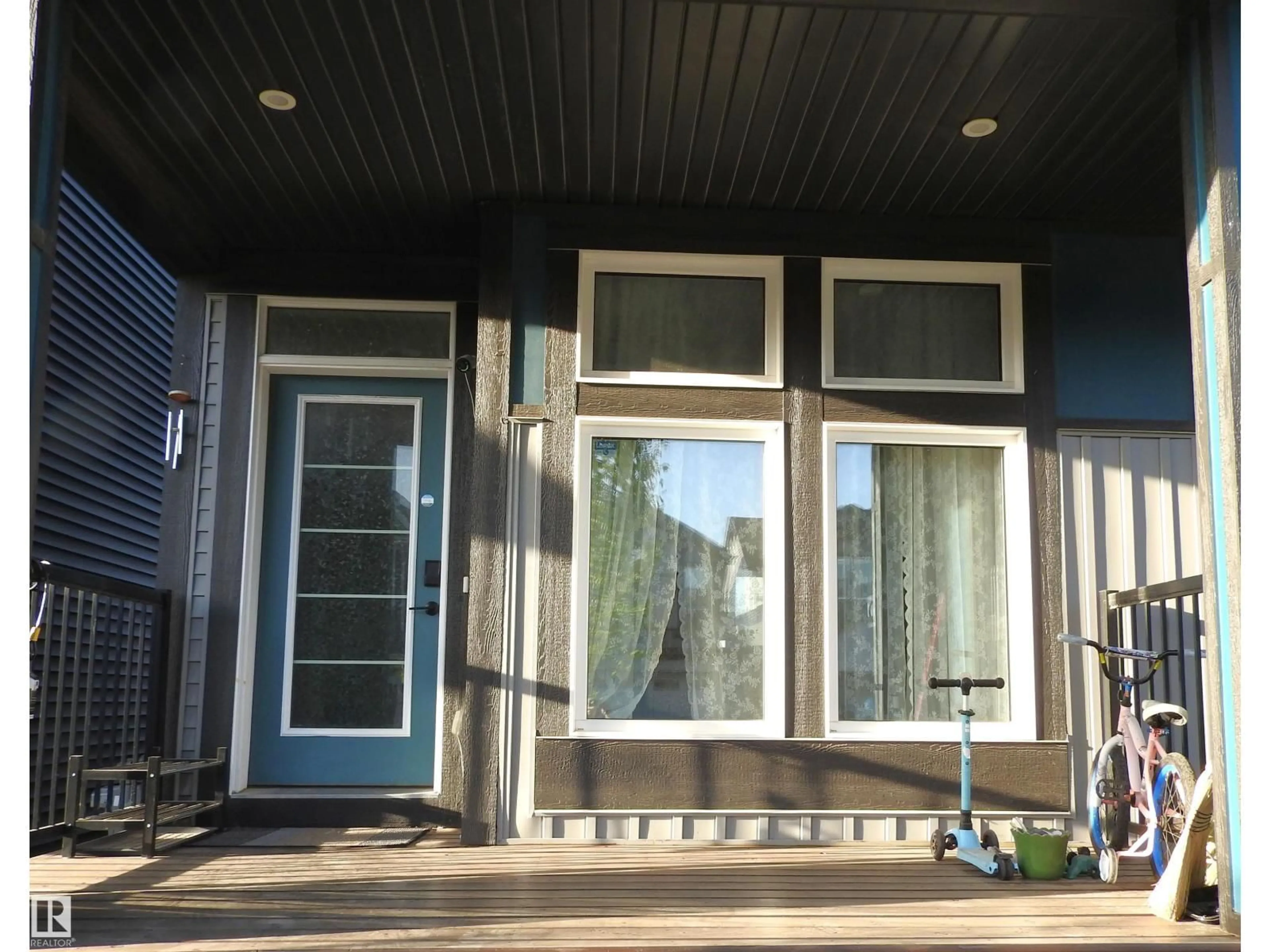 Unknown for 1011 DANIELS LO, Edmonton Alberta T6W4C9