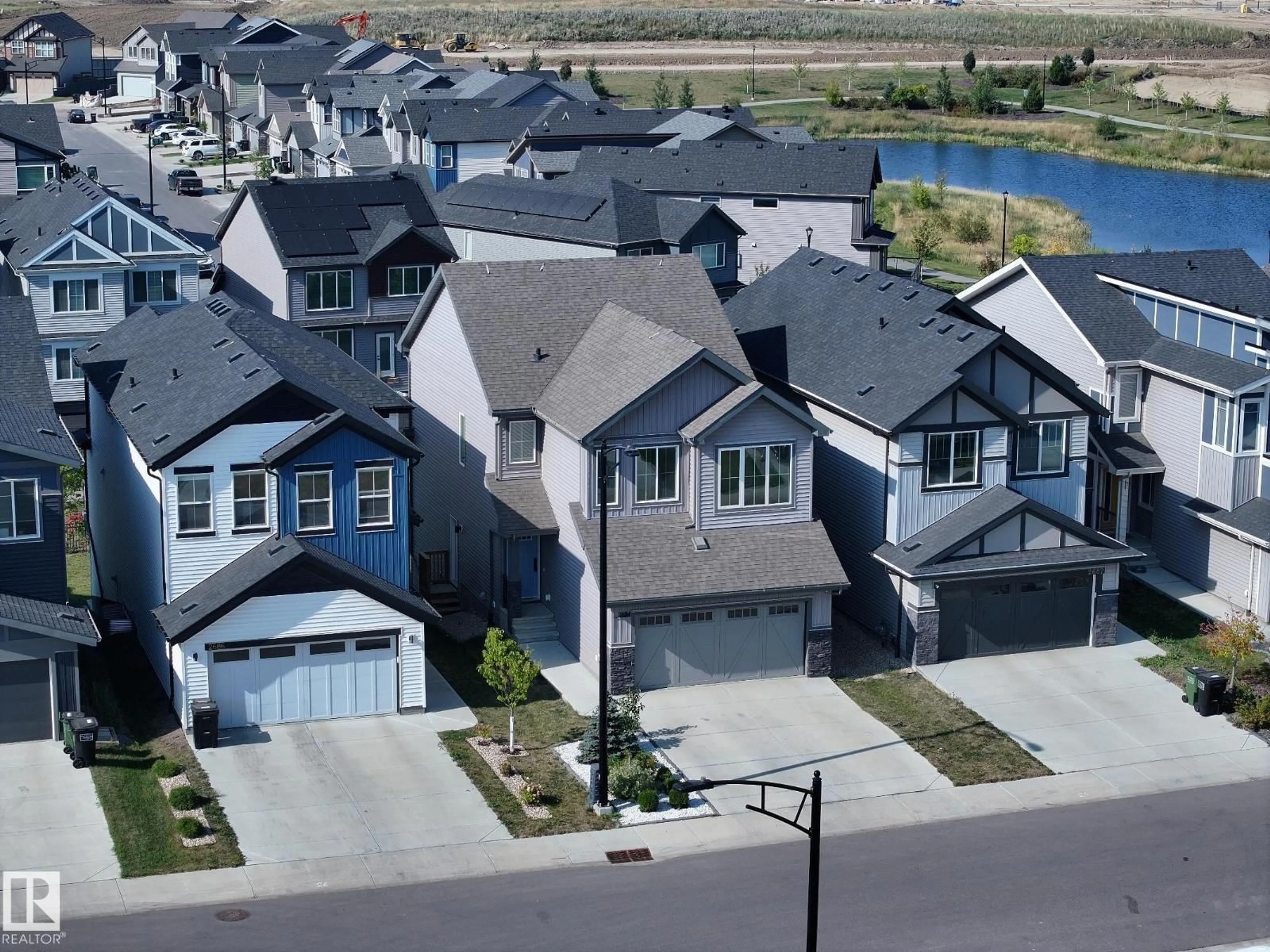 A pic from outside/outdoor area/front of a property/back of a property/a pic from drone, street for 2684 DONAGHEY CRESCENT, Edmonton Alberta T6W4T1