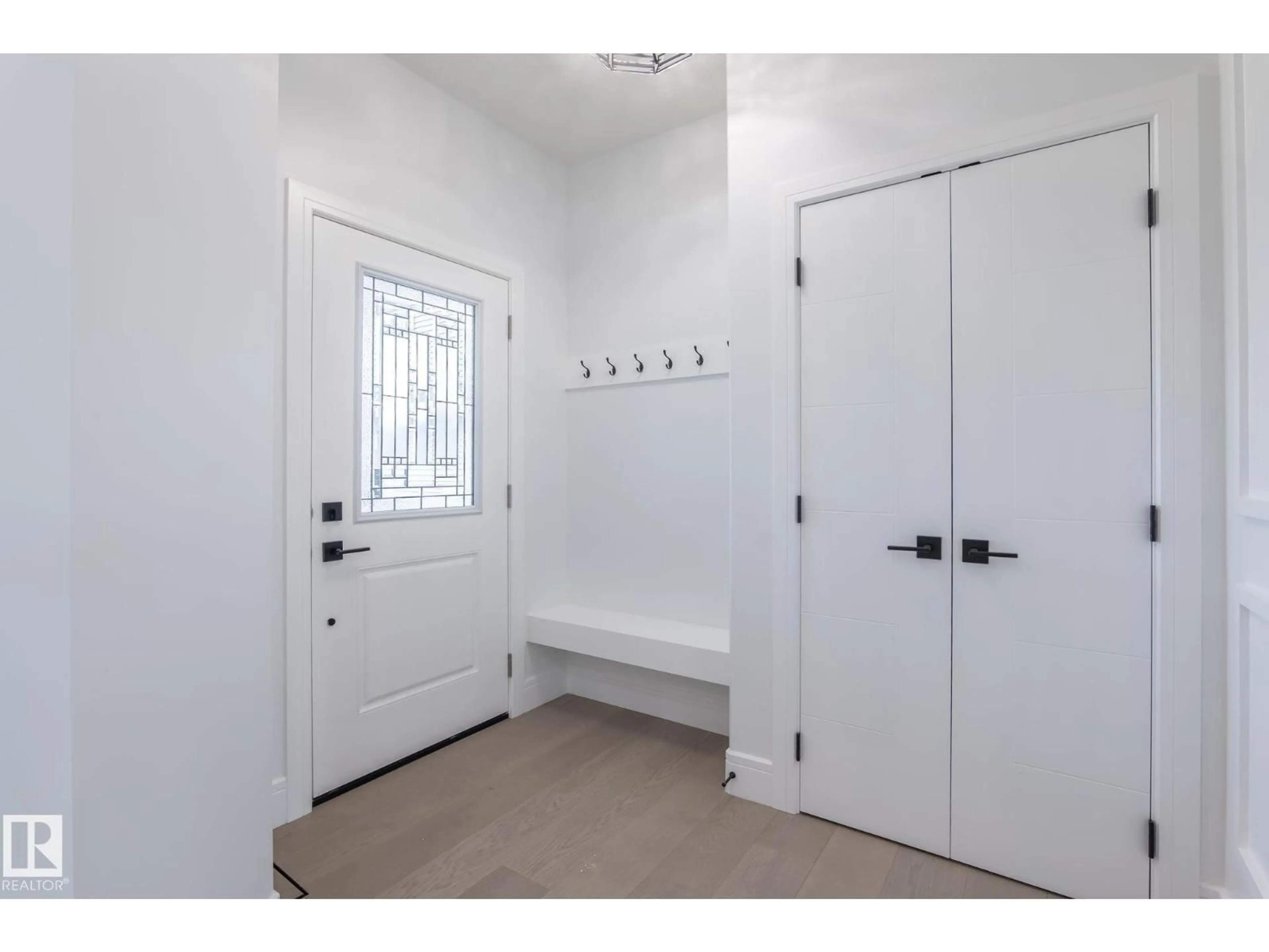 Indoor entryway for NW - 8608 181 AV, Edmonton Alberta T5Z0X1