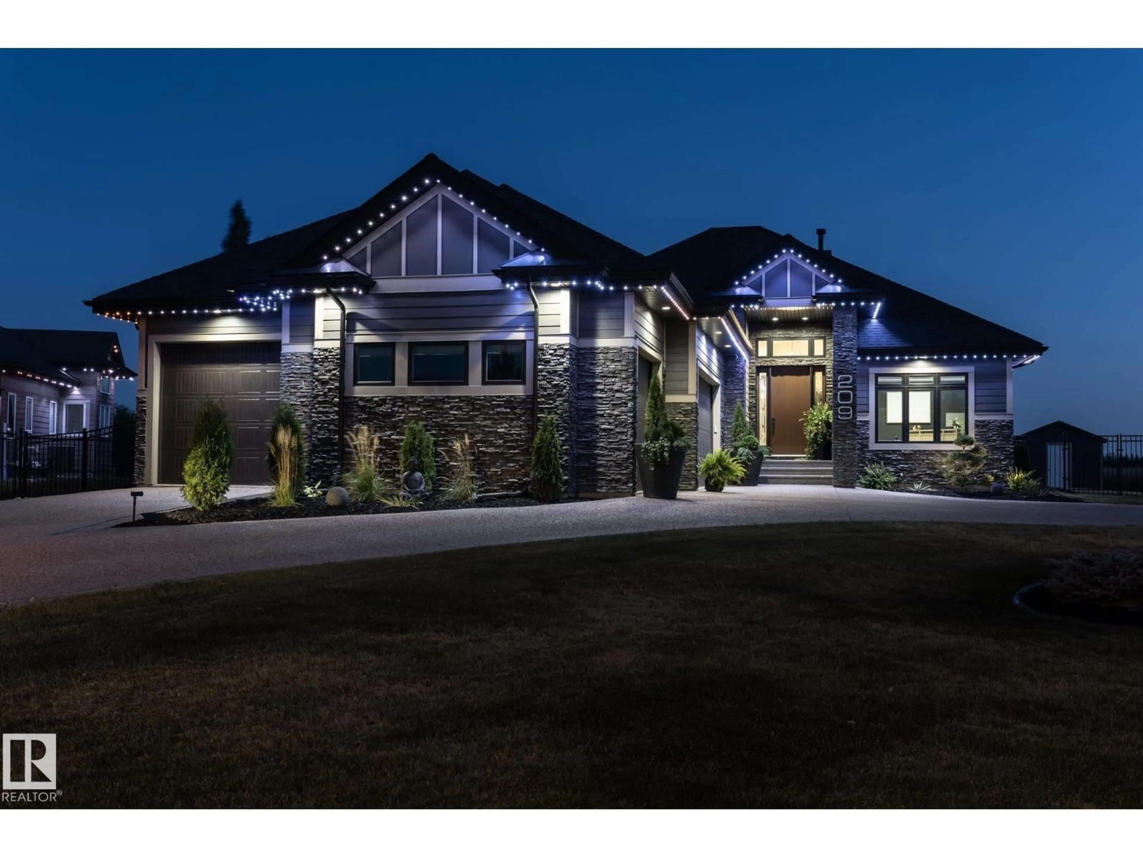 Home with brick exterior material, unknown for 209 VIA COLINA RGE ROAD RD, Rural Sturgeon County Alberta T8T0C9