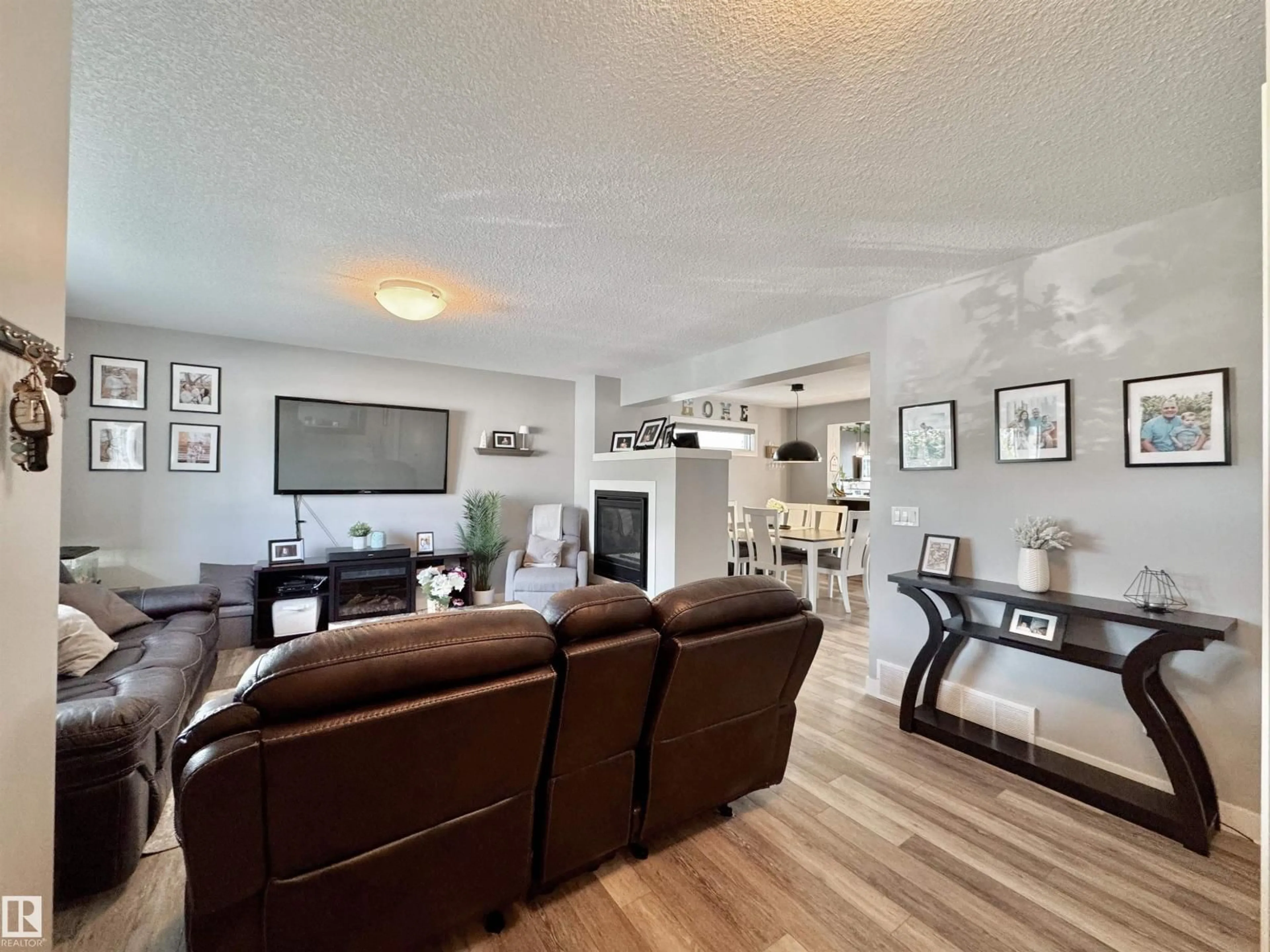 Living room with furniture, unknown for 189 RADCLIFFE, Fort Saskatchewan Alberta T8L0S8