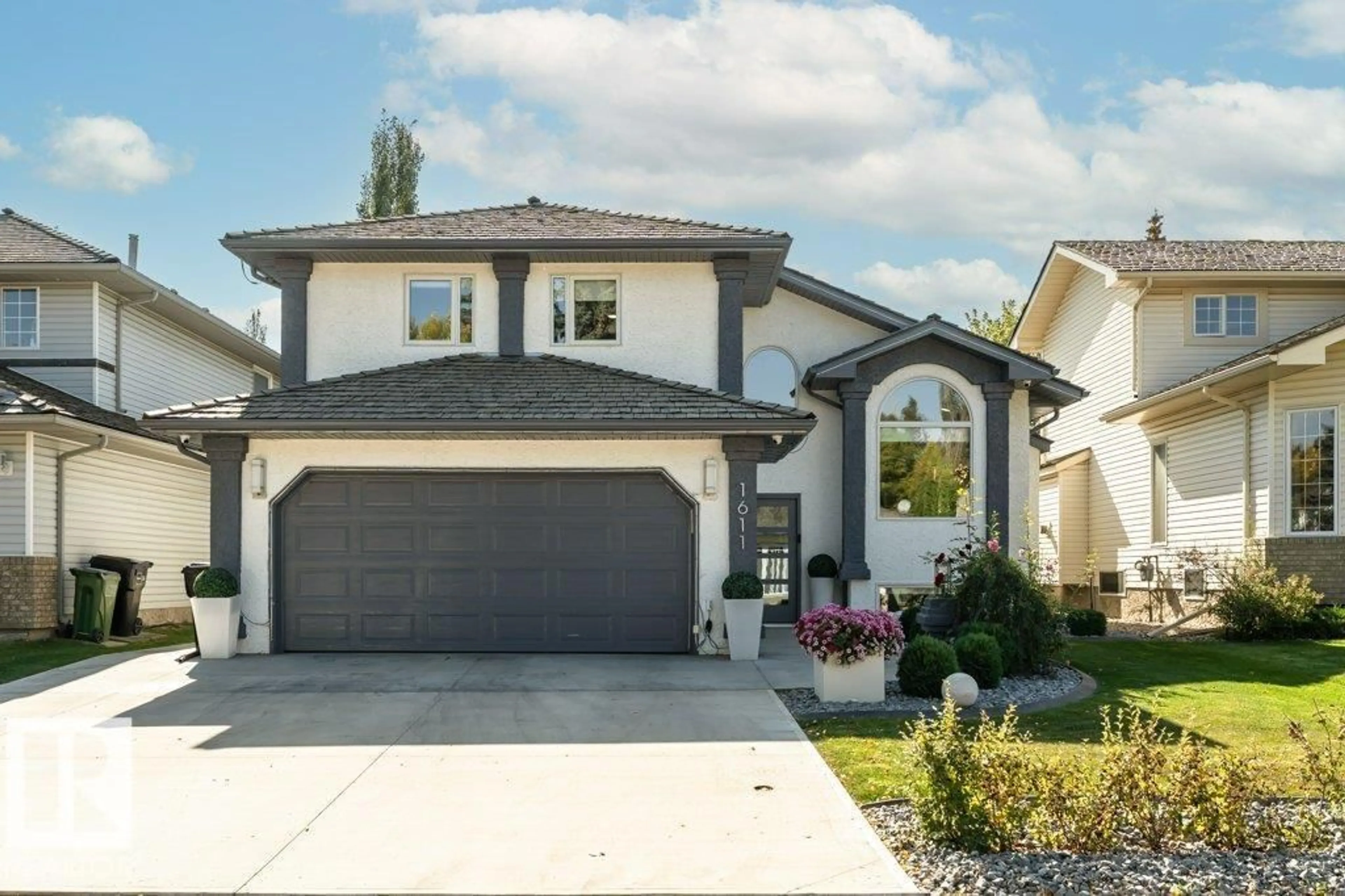 Home with vinyl exterior material, street for 1611 WELBOURN COVE CV, Edmonton Alberta T6M2M5