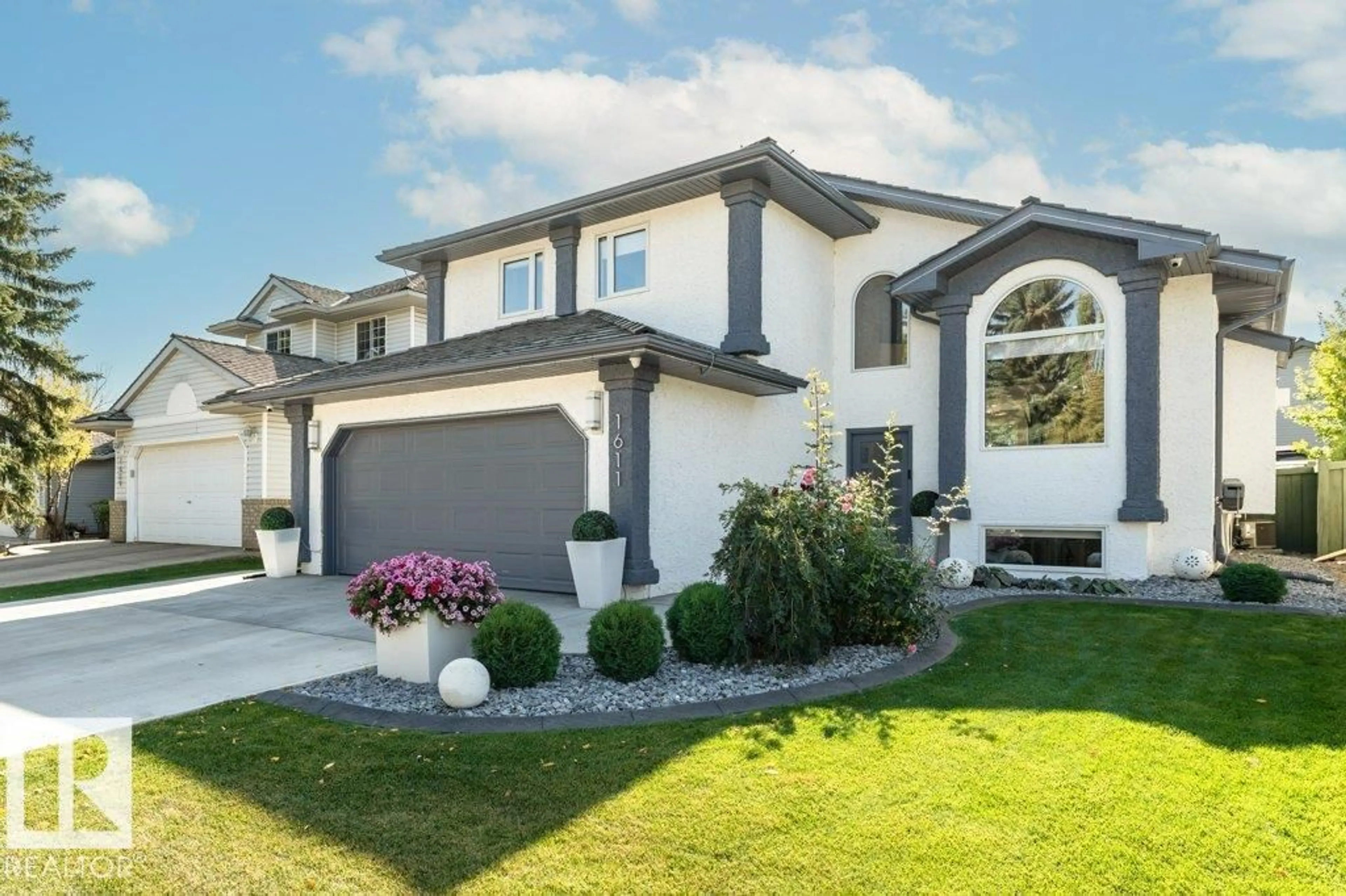 Home with vinyl exterior material, street for 1611 WELBOURN COVE CV, Edmonton Alberta T6M2M5