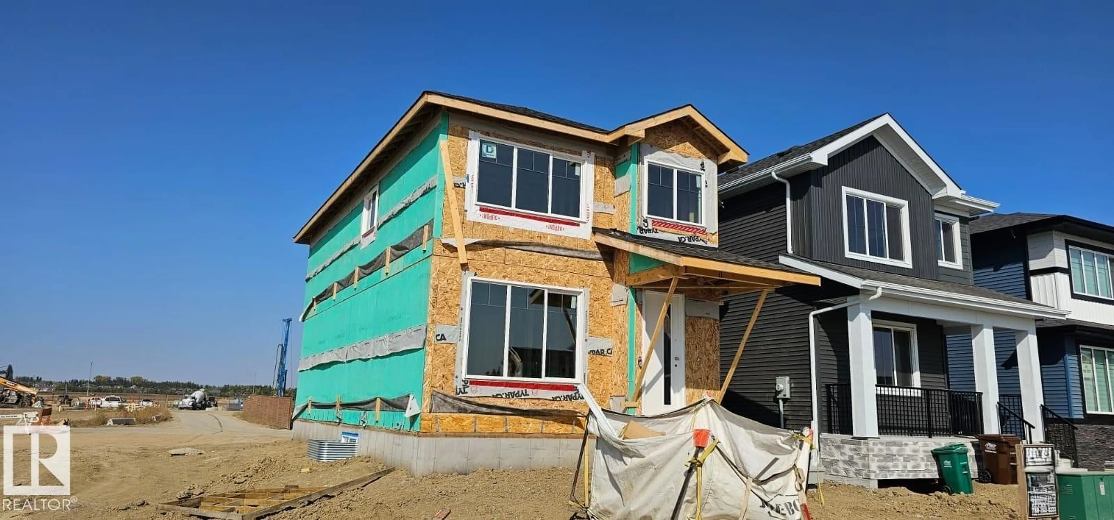 Home with vinyl exterior material, building for 43 ROSA CR, St. Albert Alberta T8N8B7