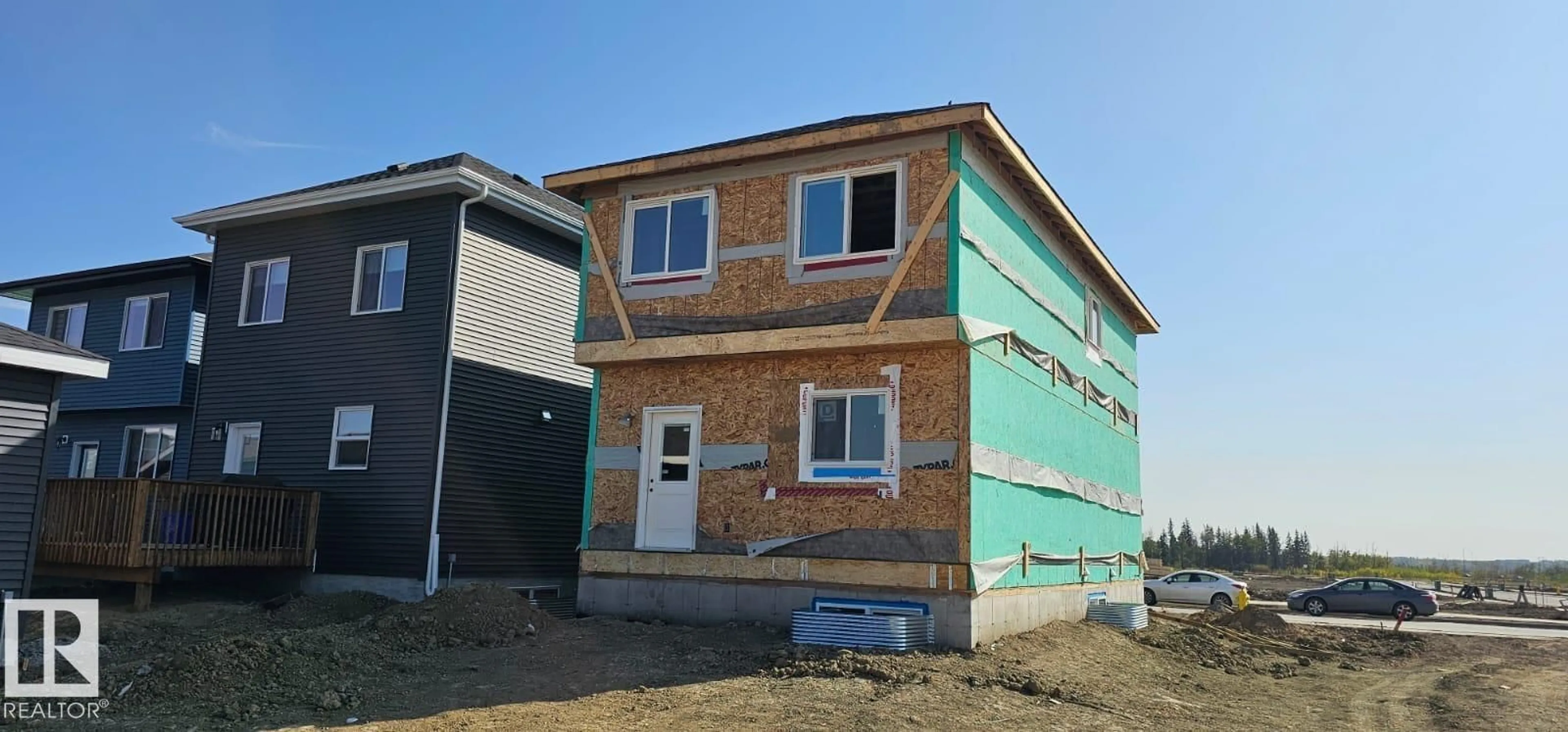 Home with vinyl exterior material, building for 43 ROSA CR, St. Albert Alberta T8N8B7
