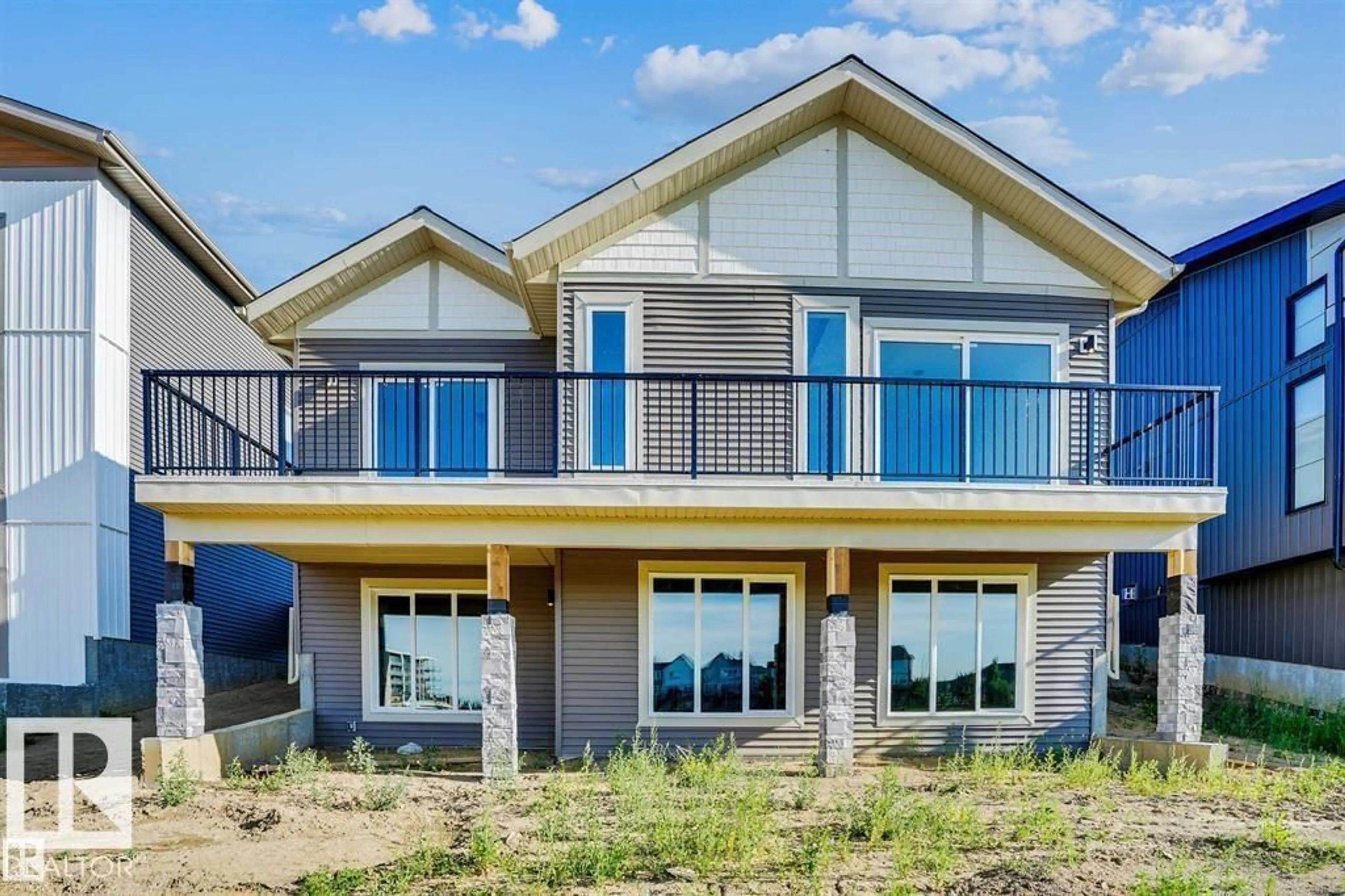 Home with vinyl exterior material, water/lake/river/ocean view for 27 ROSEWOOD WY, St. Albert Alberta T8N7Y8