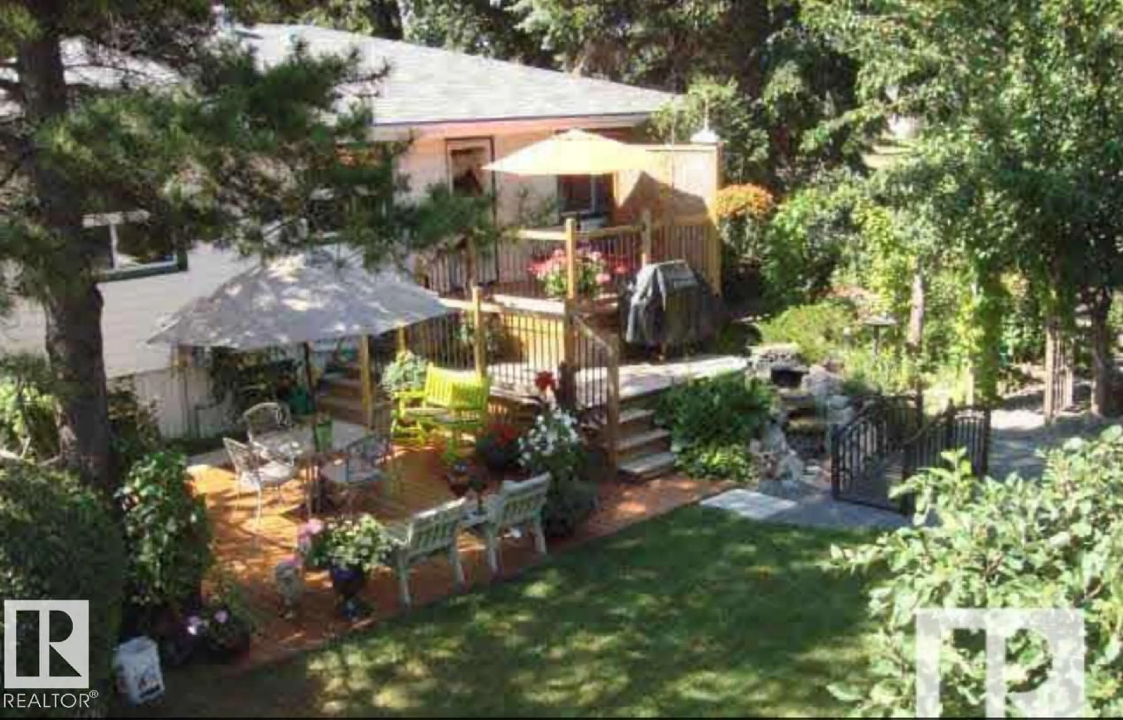 Patio, street for NW - 12339 89 ST, Edmonton Alberta T5B3W8