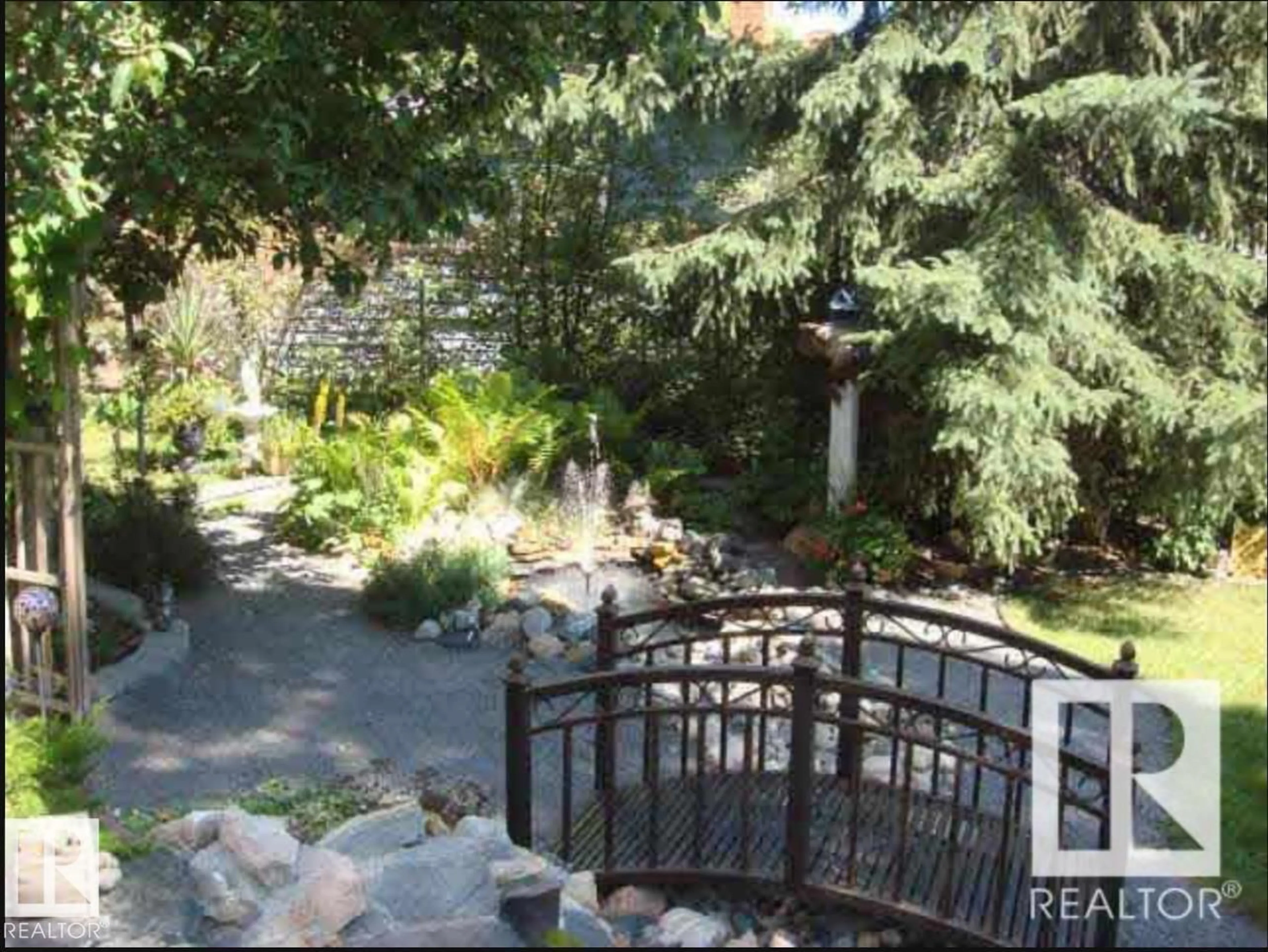 Patio, street for NW - 12339 89 ST, Edmonton Alberta T5B3W8