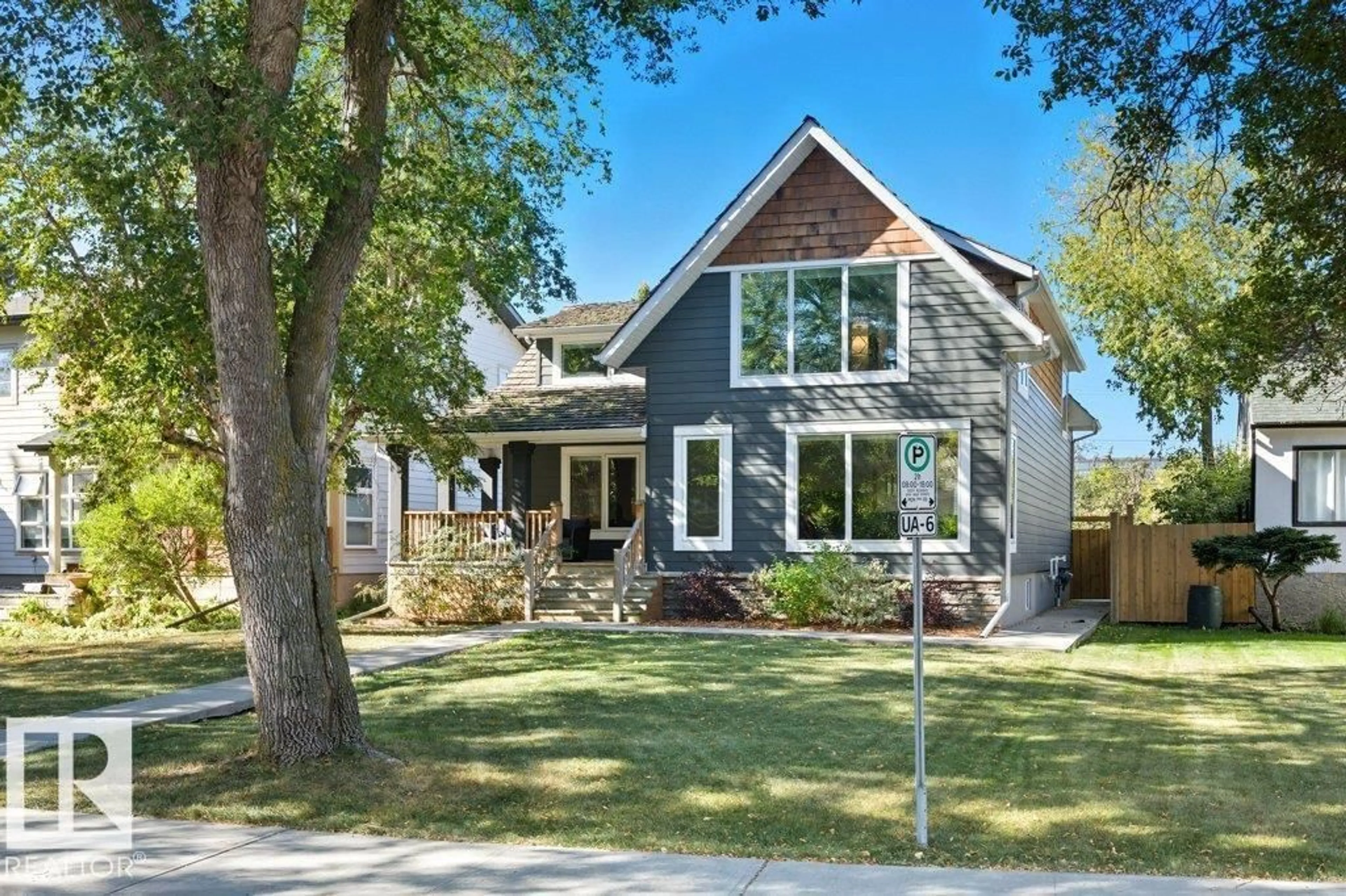 Home with vinyl exterior material, street for 6842 112A ST NW, Edmonton Alberta T6H3K6