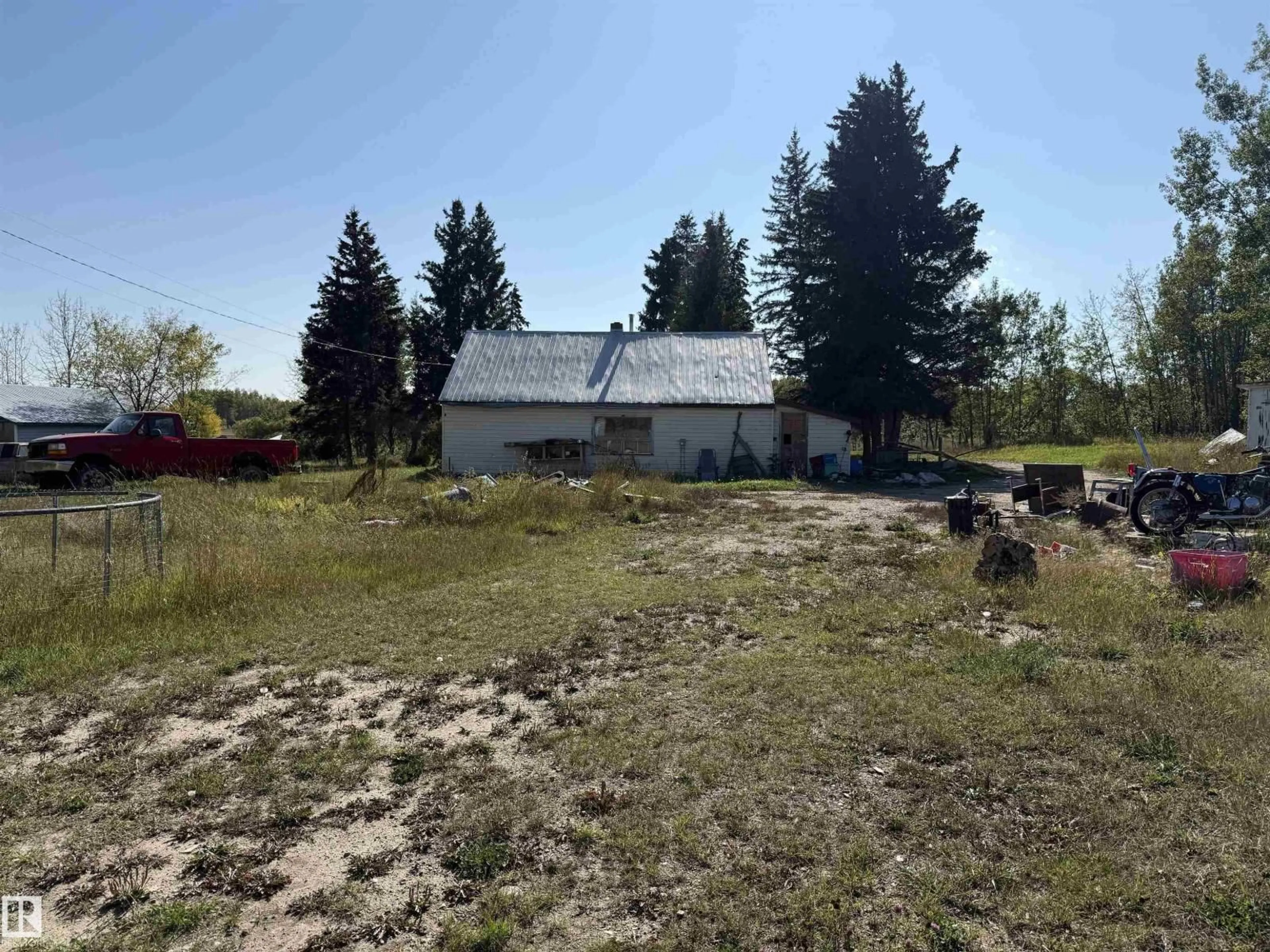 A pic from outside/outdoor area/front of a property/back of a property/a pic from drone, unknown for 41132 TWP 614, Cherry Grove Alberta T0A0T0
