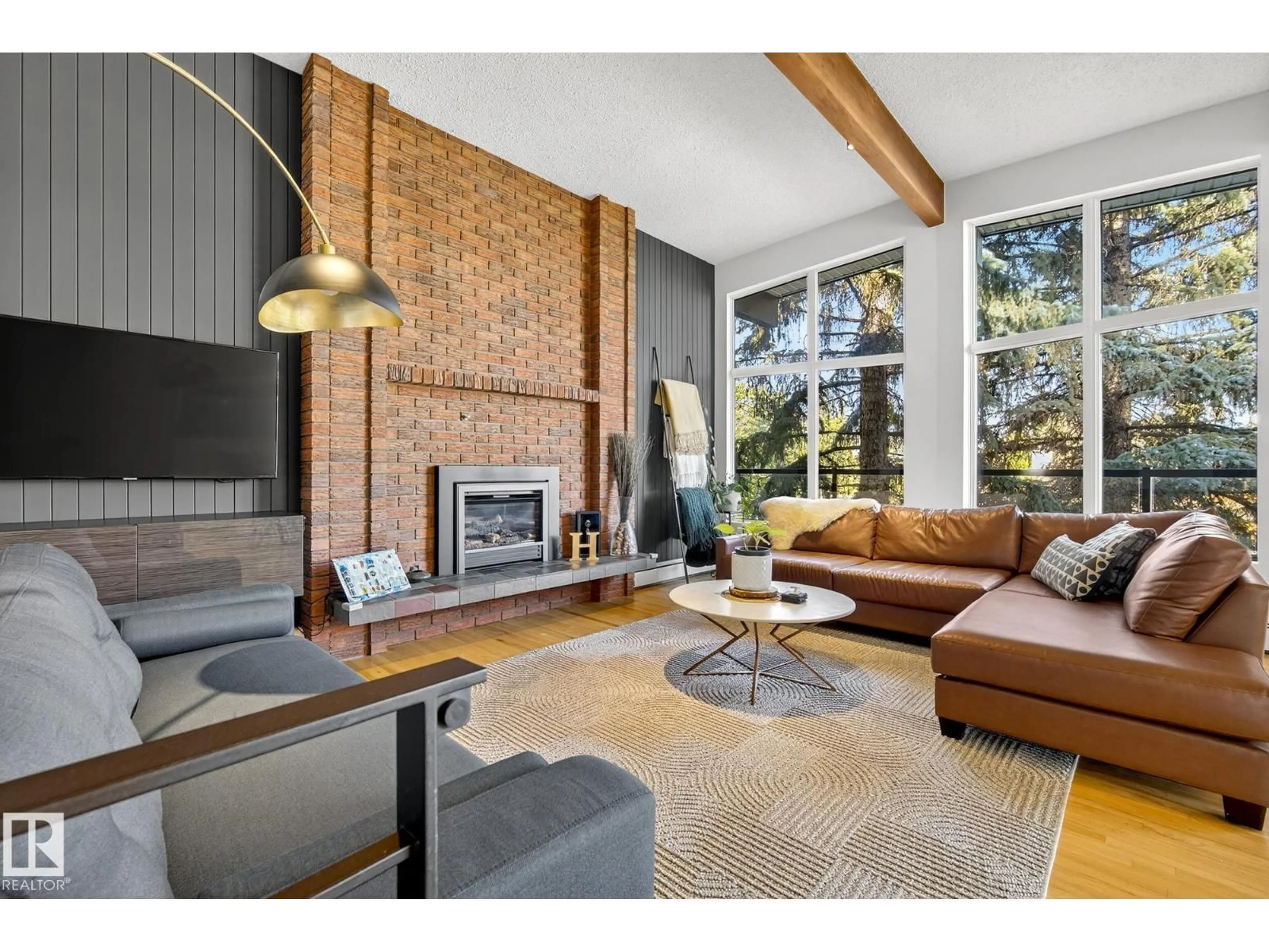 Living room with furniture, unknown for 29 MANCHESTER DR, Sherwood Park Alberta T8A0T3
