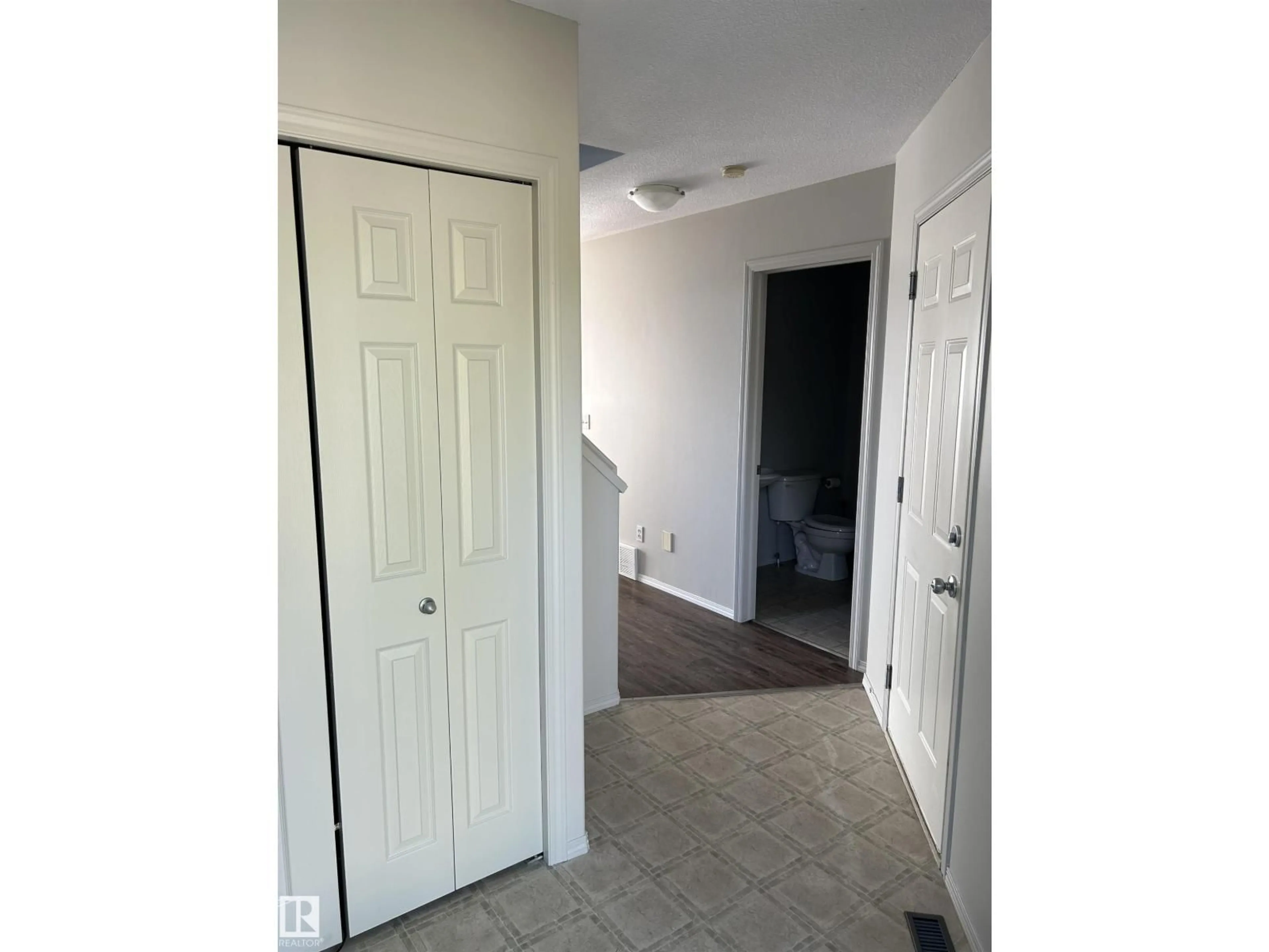 Unknown for 874 HIGHWOOD BV, Devon Alberta T9G2G6