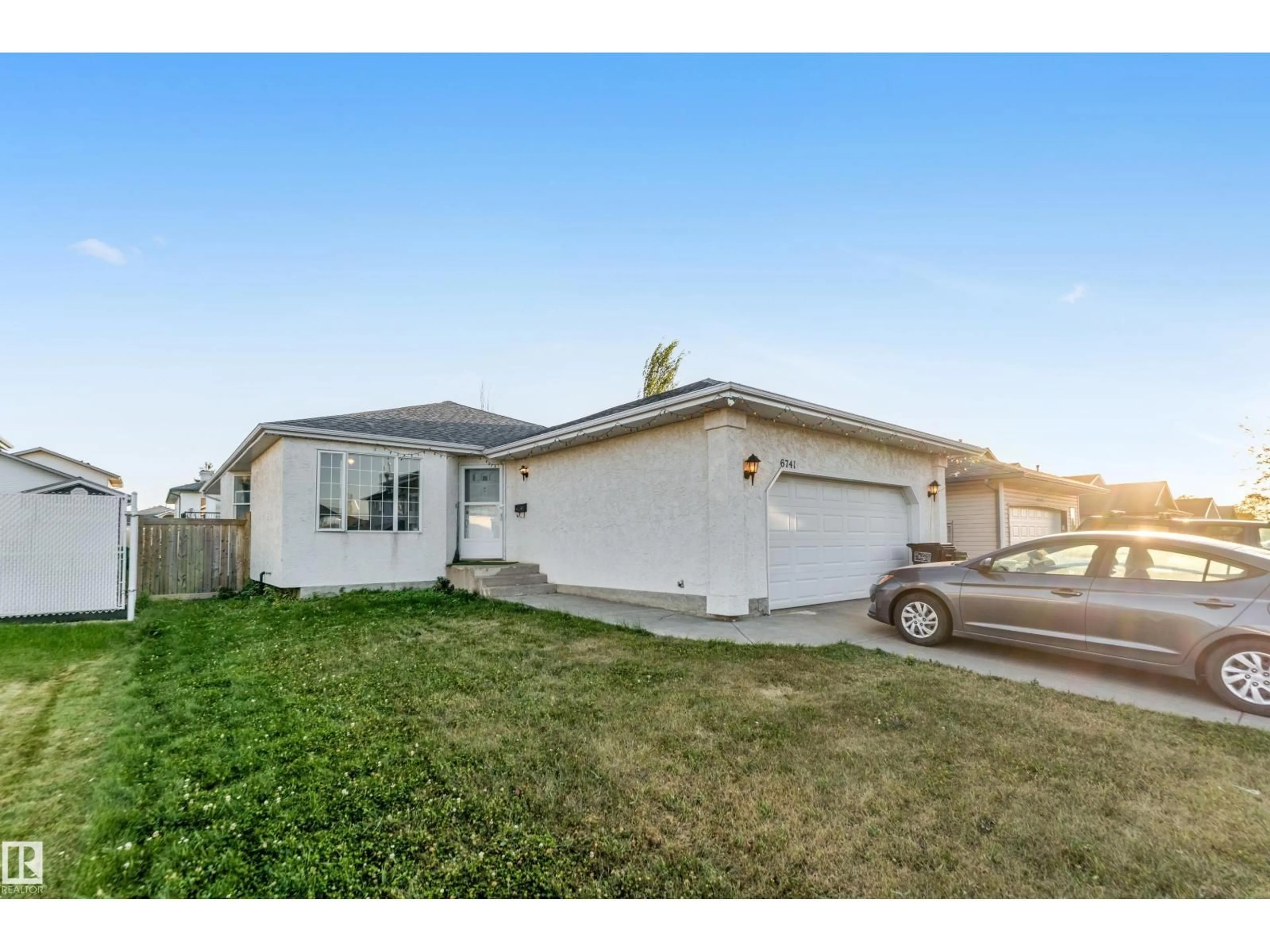Unknown for 6741 162A AV, Edmonton Alberta T5Z3C6