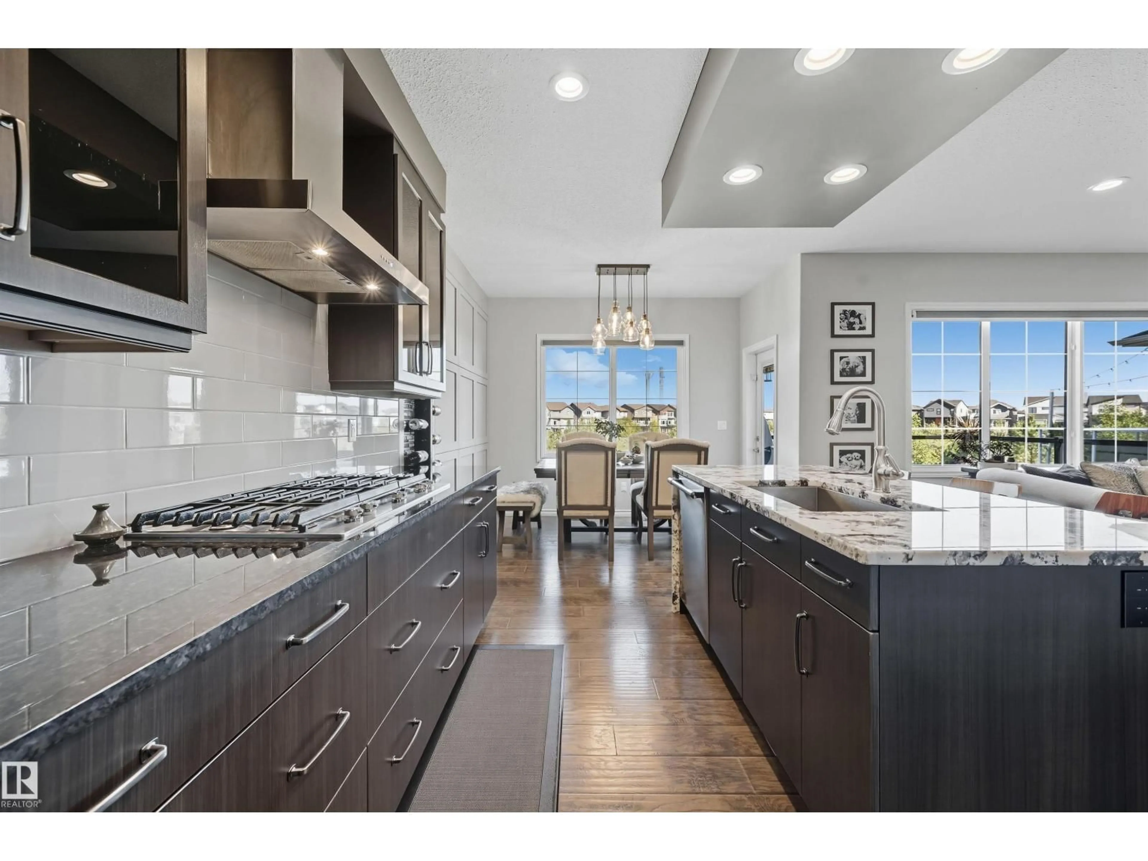 Open concept kitchen, ceramic/tile floor for SW - 3414 PARKER LO, Edmonton Alberta T6W2W9