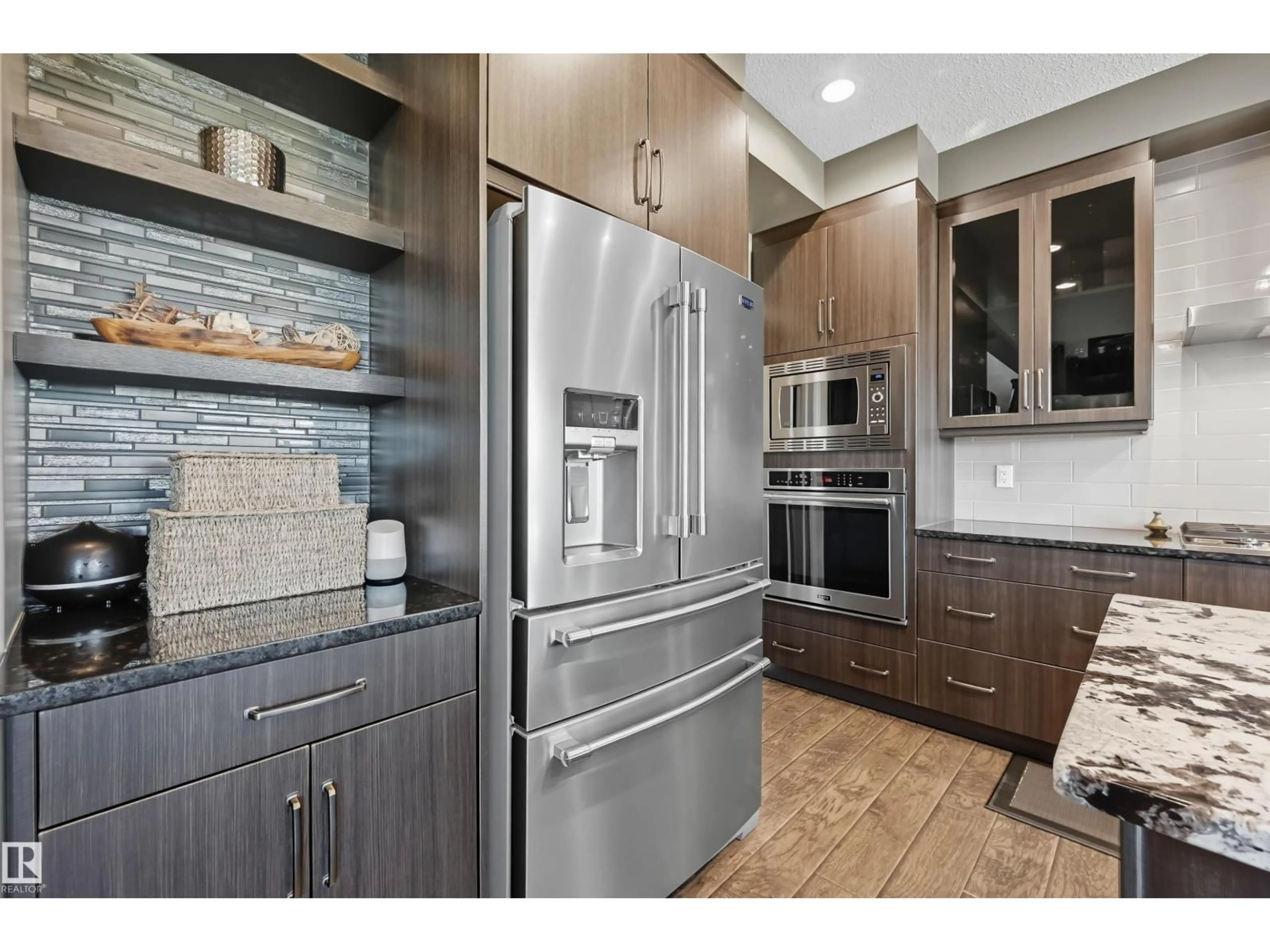 Contemporary kitchen, ceramic/tile floor for SW - 3414 PARKER LO, Edmonton Alberta T6W2W9