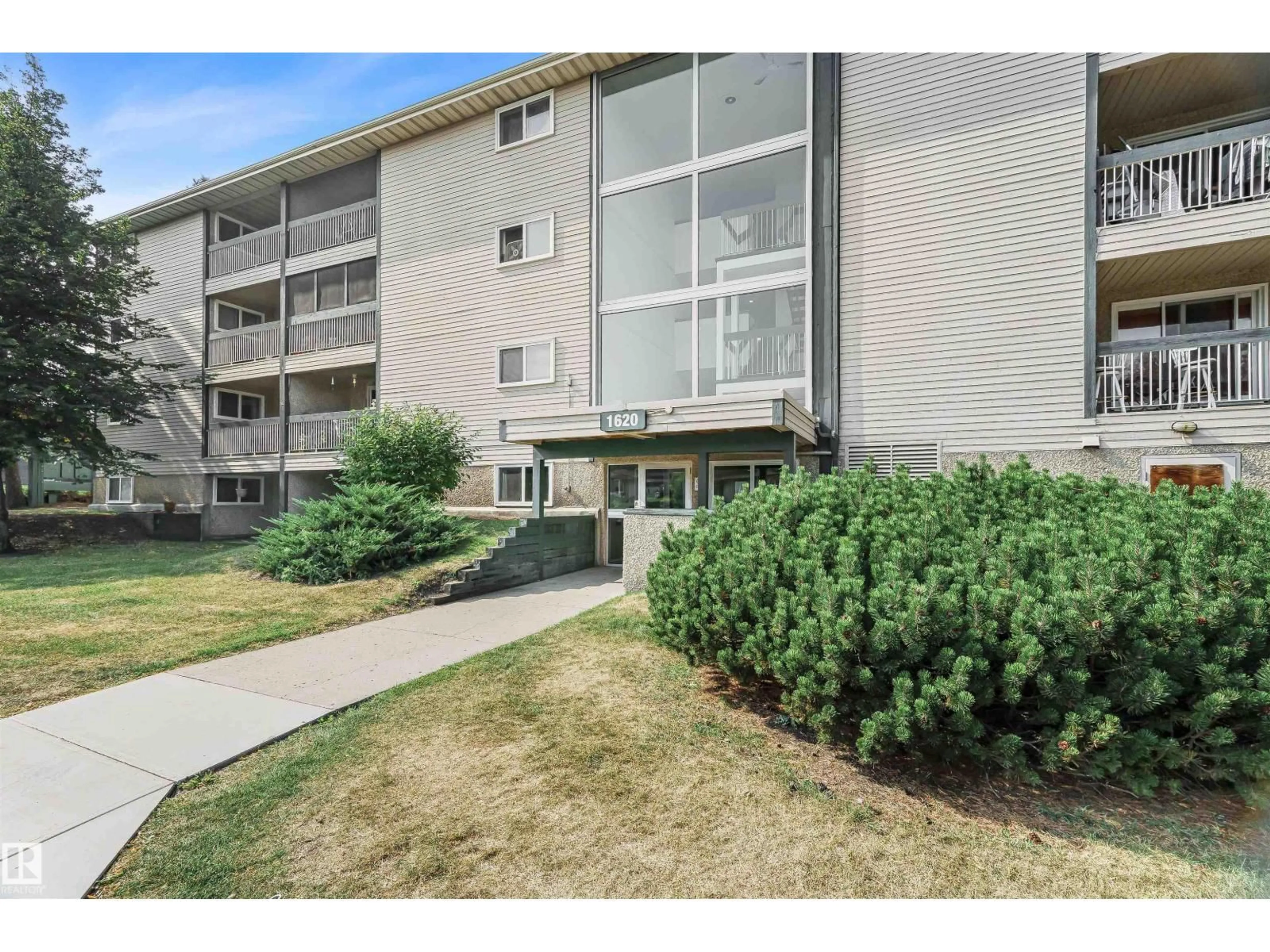 Patio, unknown for #308 - 1620 48 ST, Edmonton Alberta T6L5P1