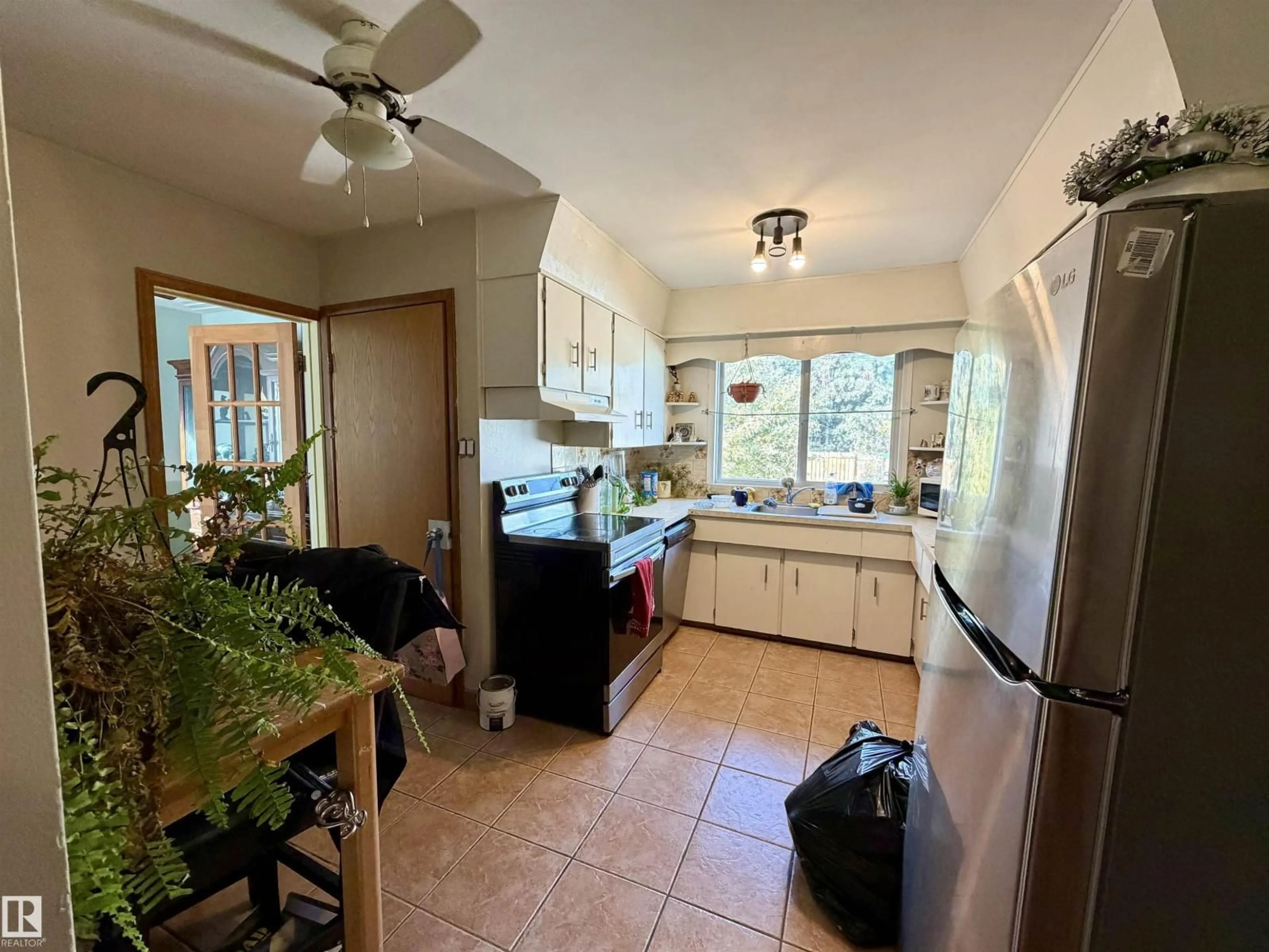 Unknown for 13604 132 AV, Edmonton Alberta T5L3R7