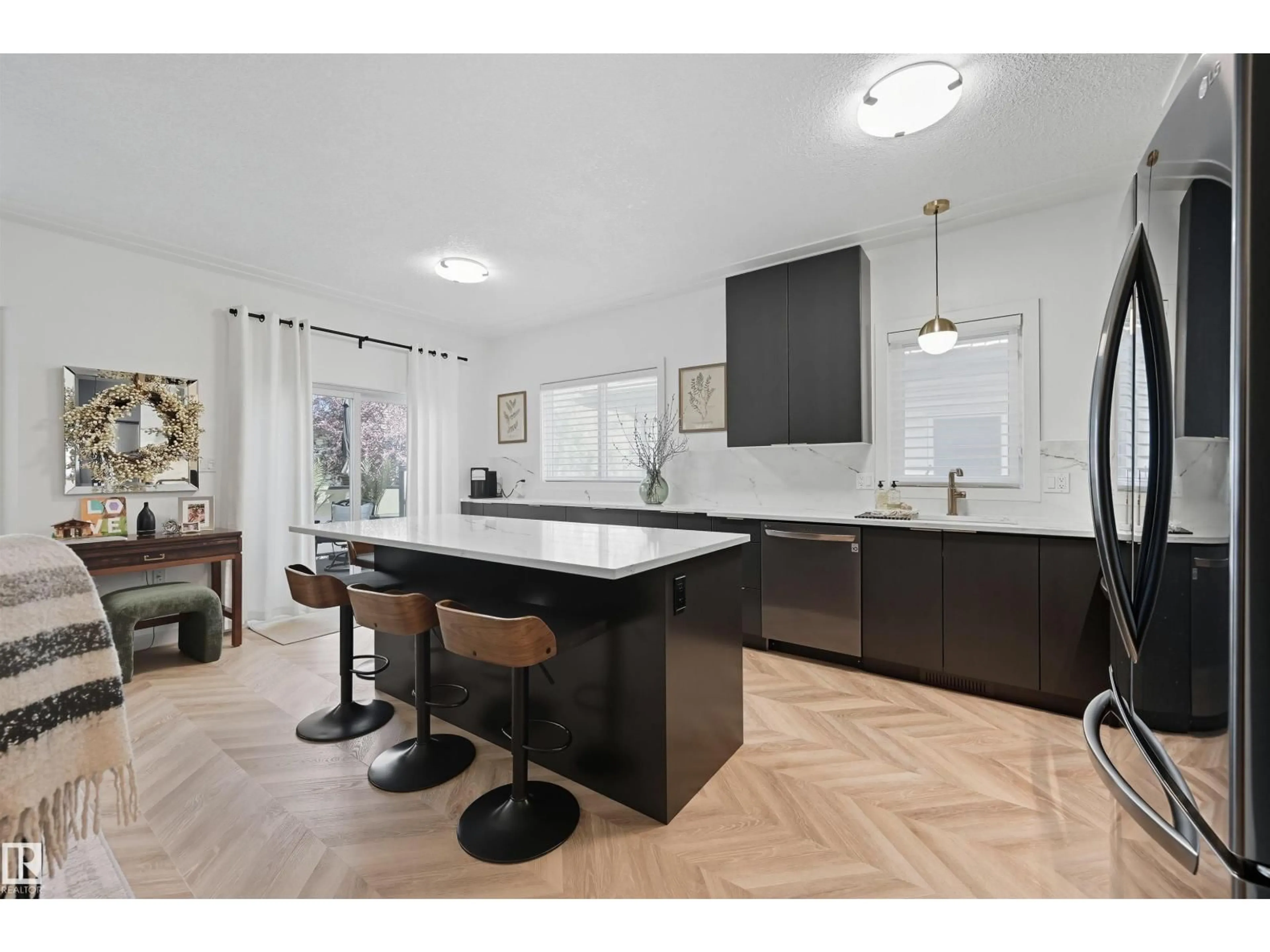 Open concept kitchen, unknown for 10 - 21 BLACKBURN DR, Edmonton Alberta T6W1C2