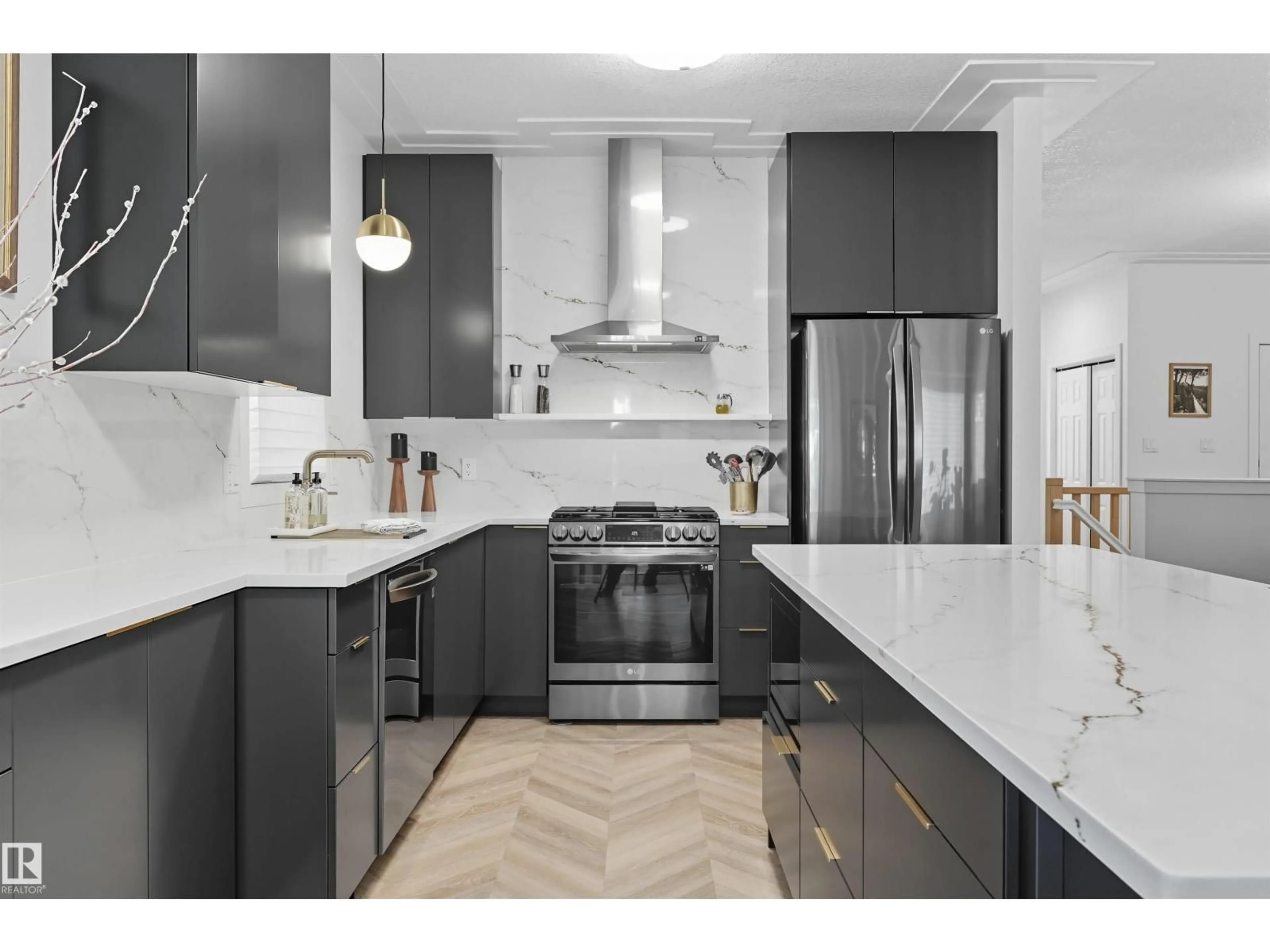 Contemporary kitchen, ceramic/tile floor for 10 - 21 BLACKBURN DR, Edmonton Alberta T6W1C2