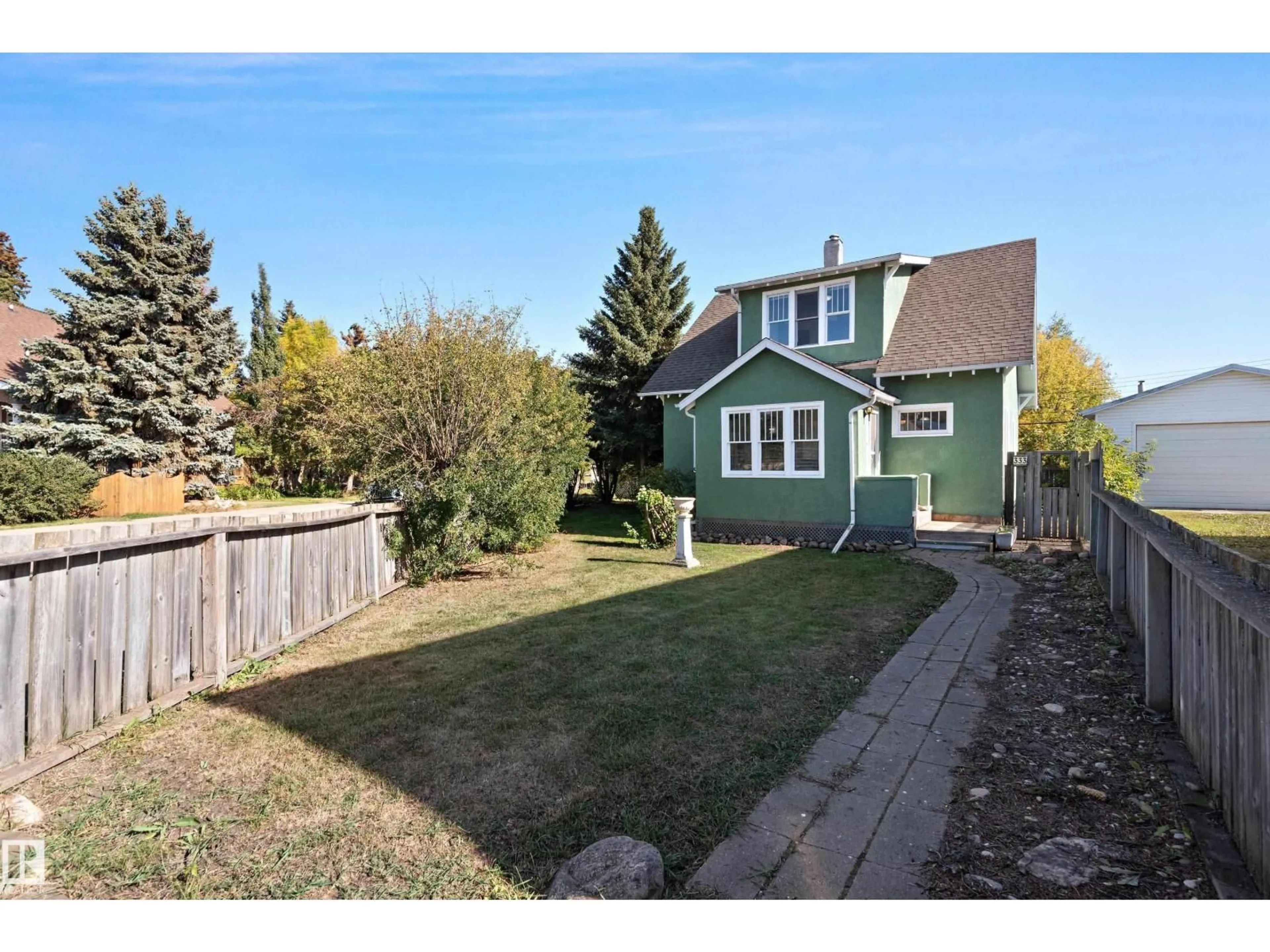 A pic from outside/outdoor area/front of a property/back of a property/a pic from drone, street for 333 WHITE EARTH EARTH ST, Smoky Lake Town Alberta T0A3C0