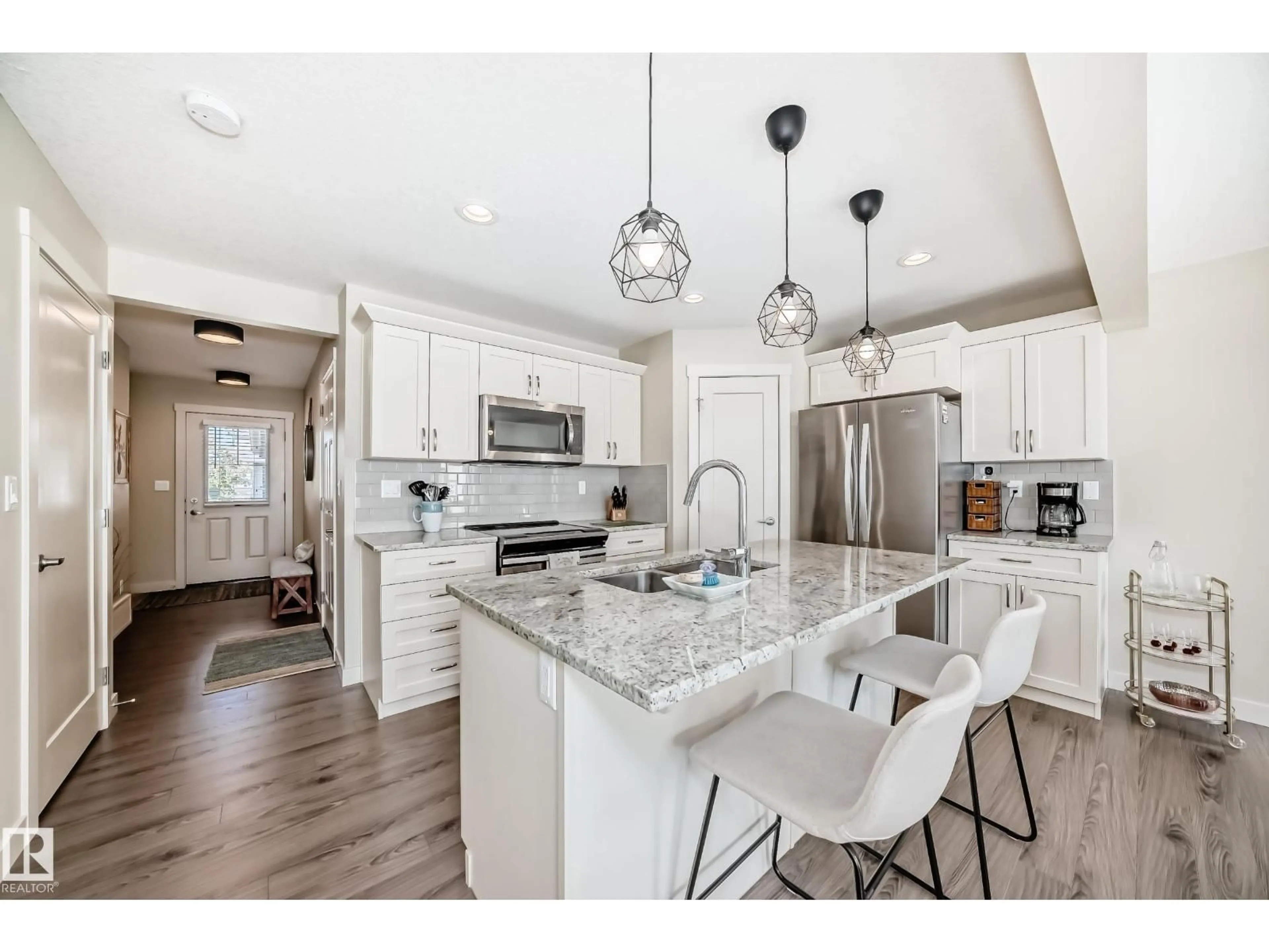 Open concept kitchen, ceramic/tile floor for 44 21 AUGUSTINE CR, Sherwood Park Alberta T8H0X4