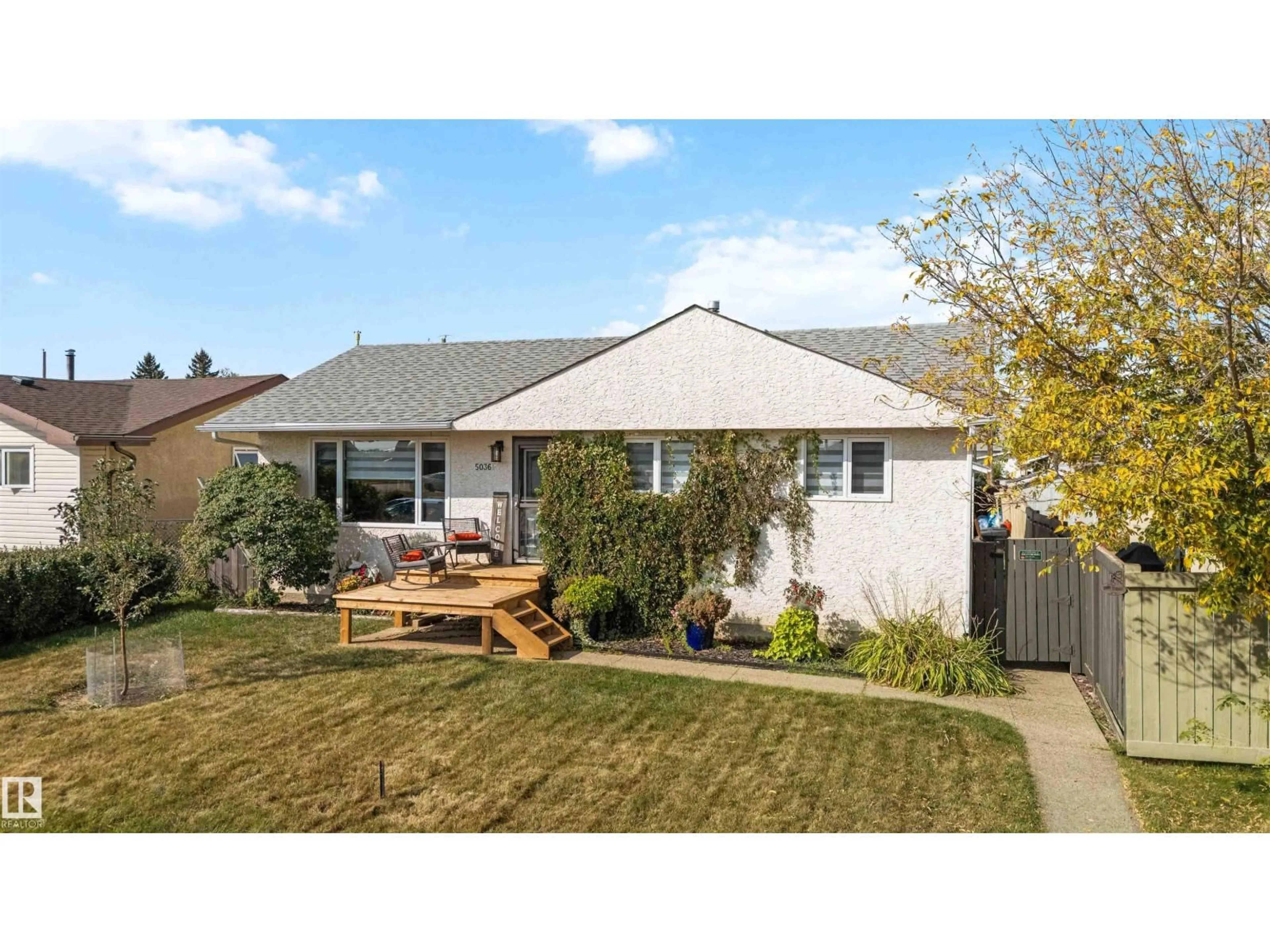 Home with vinyl exterior material, street for 5036 47 ST, Gibbons Alberta T0A1N0