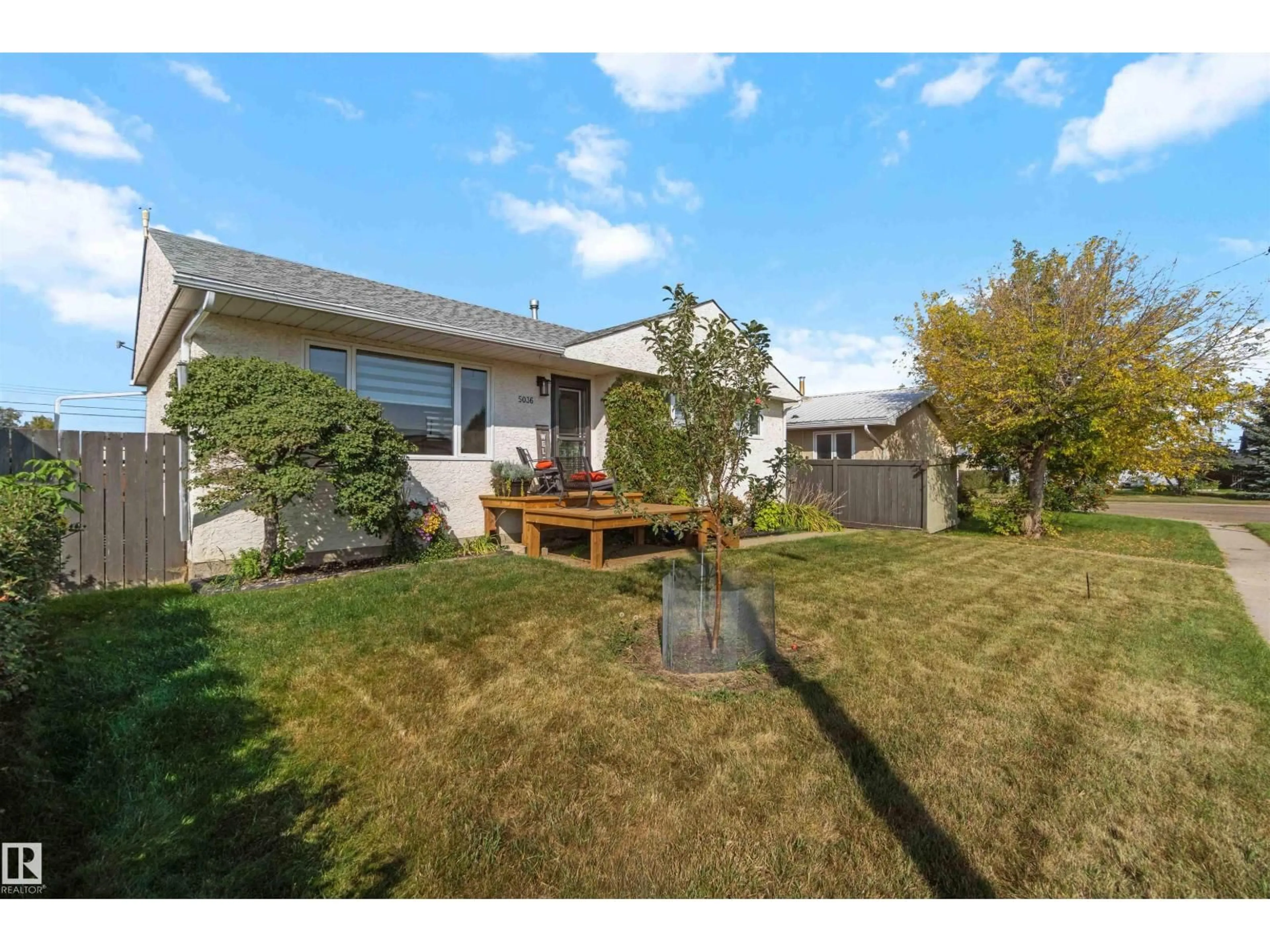 Unknown for 5036 47 ST, Gibbons Alberta T0A1N0