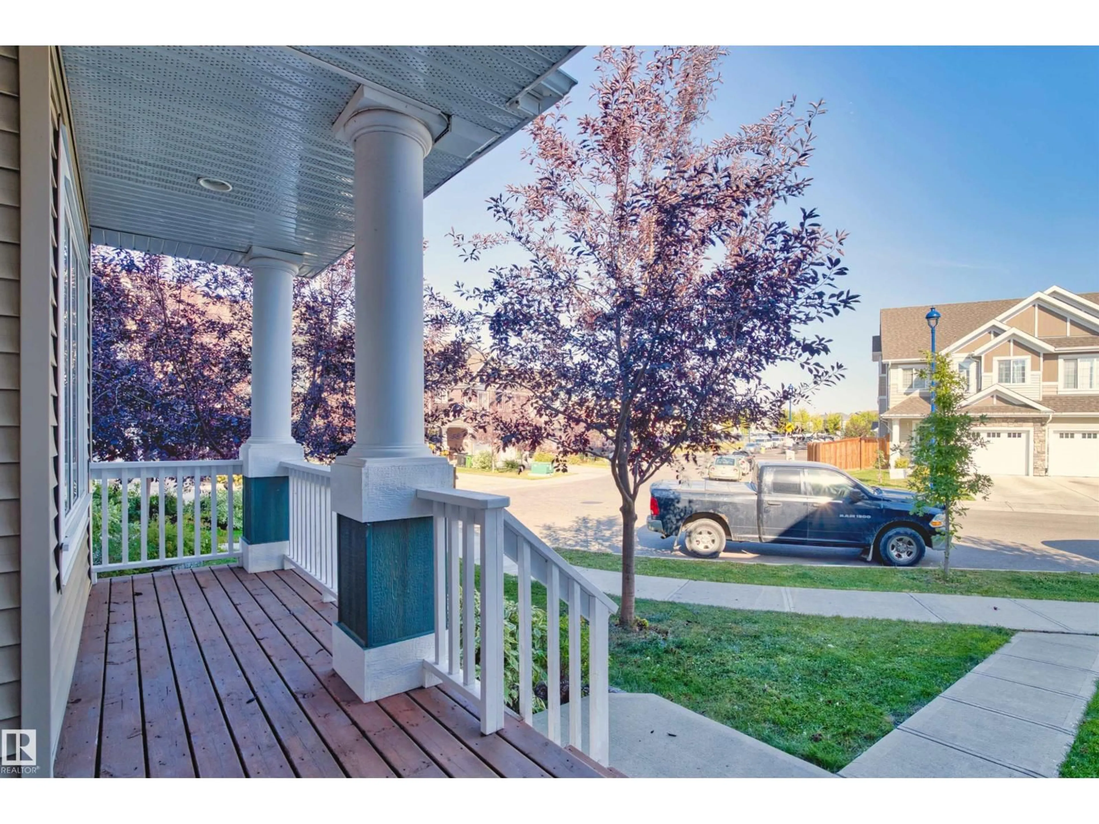 Unknown for SW - 2208 82 ST, Edmonton Alberta T6X2J6