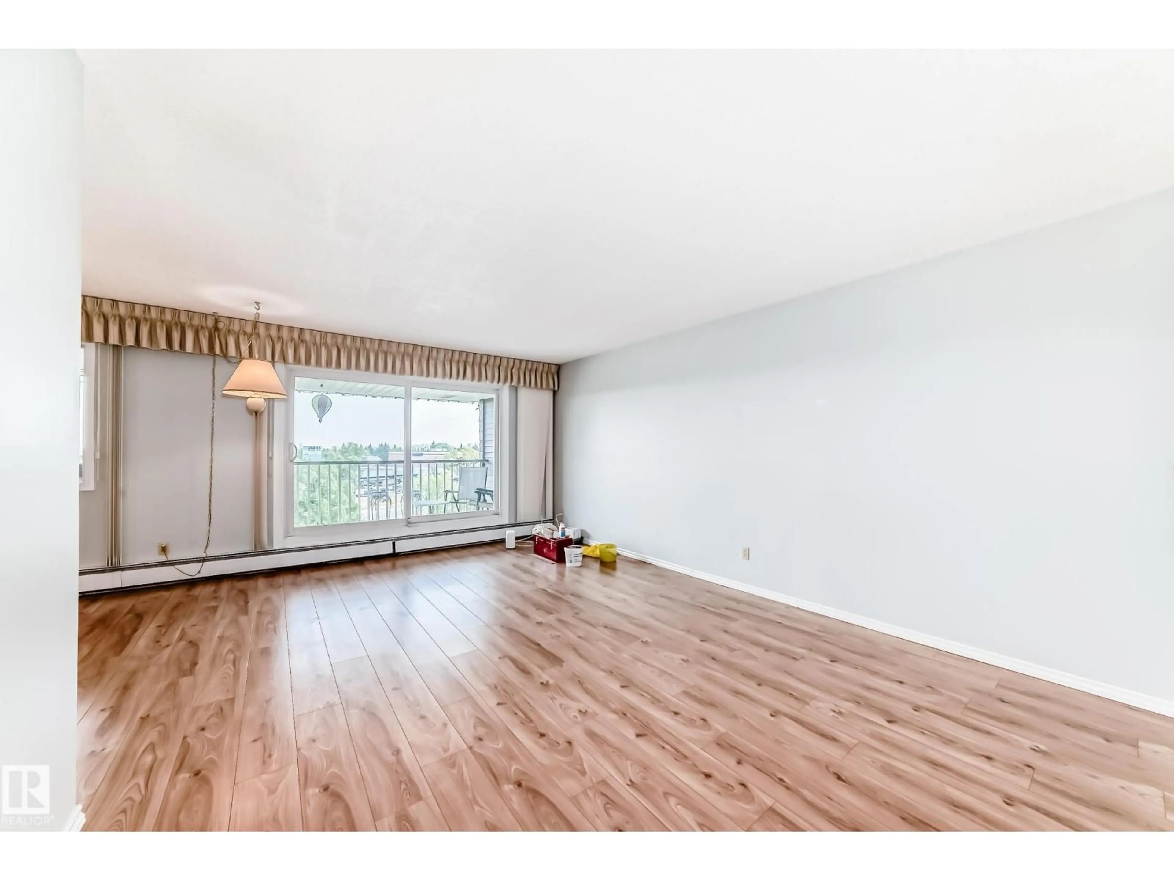 A pic of a room for #416 - 5520 RIVERBEND RD, Edmonton Alberta T6H5G9