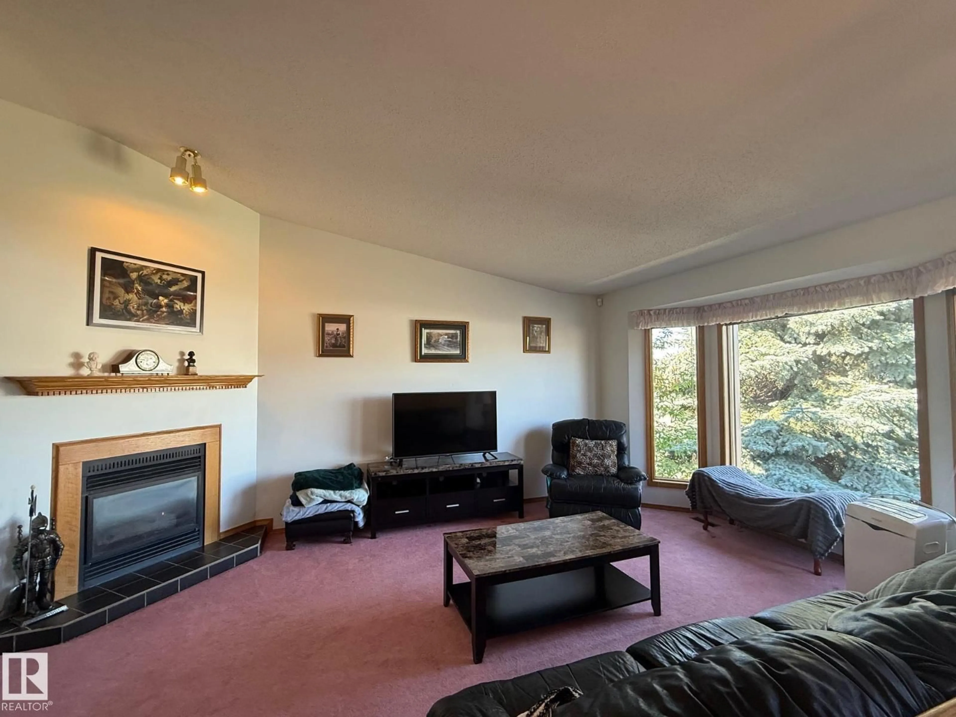 Living room with furniture, unknown for 2816 45 AV, Athabasca Town Alberta T9S1N6