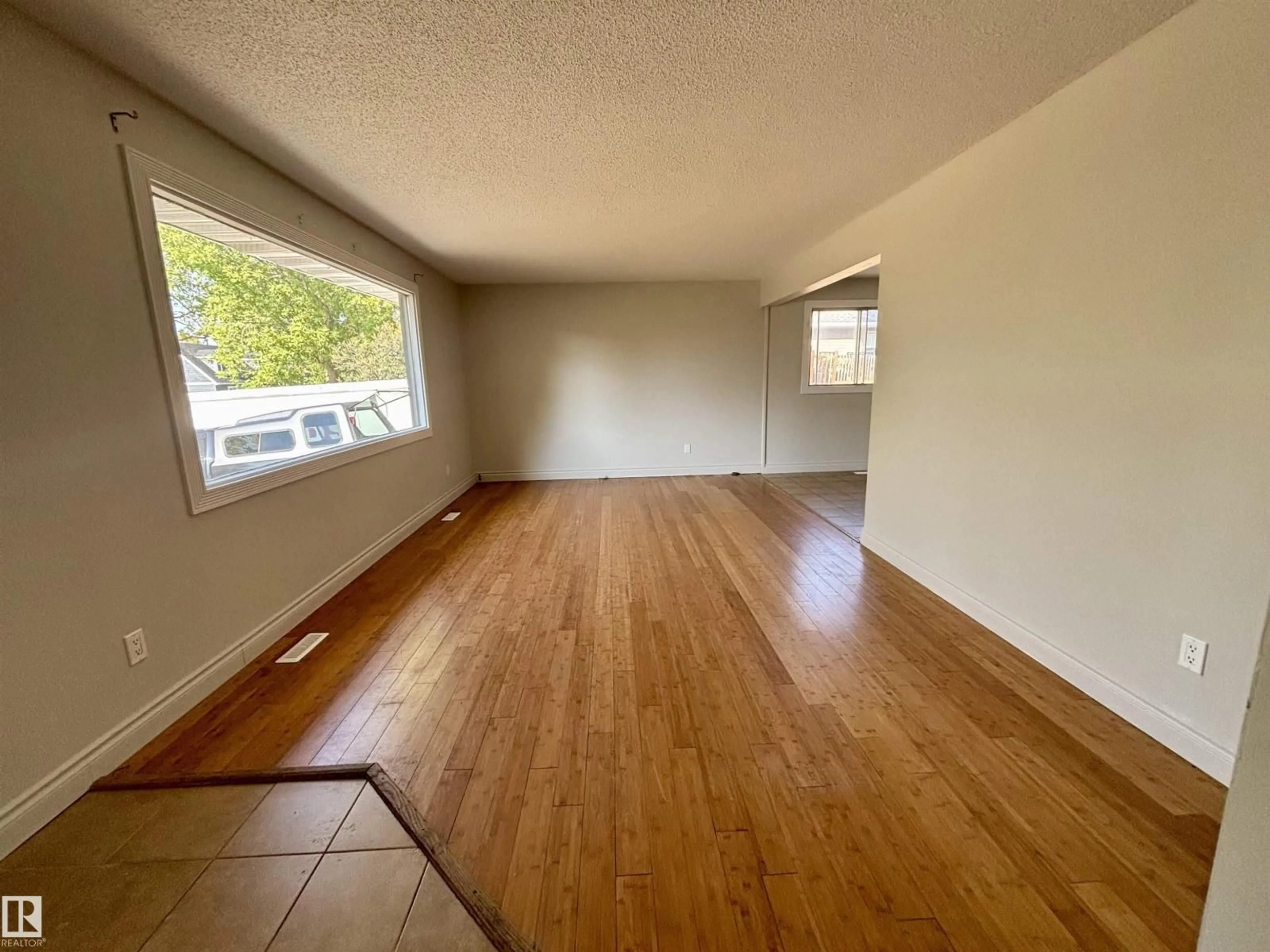 A pic of a room for 58 MENLO CR, Sherwood Park Alberta T8A0R9