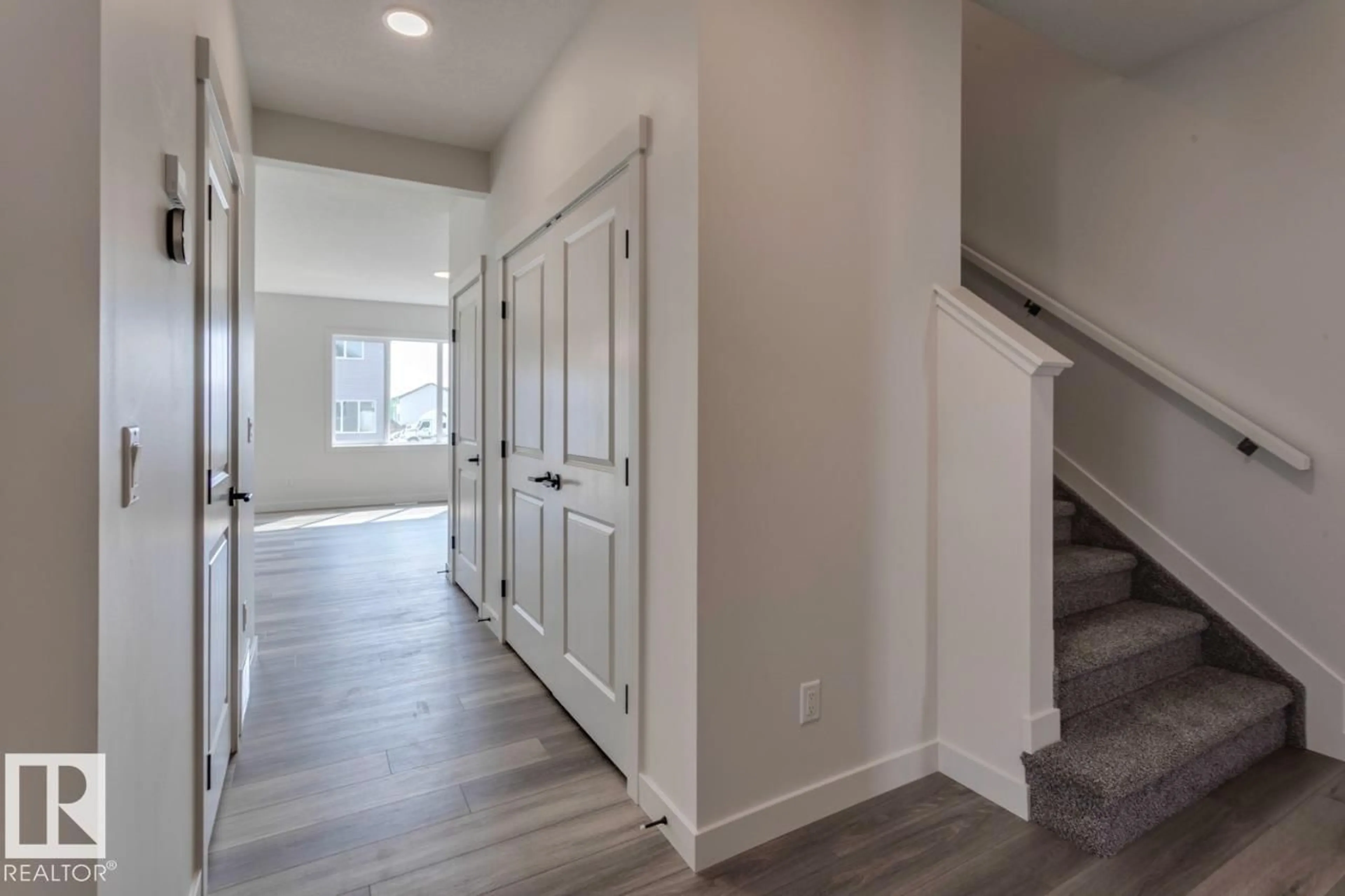 Indoor entryway for NW - 2819 191 ST, Edmonton Alberta T6M3A8
