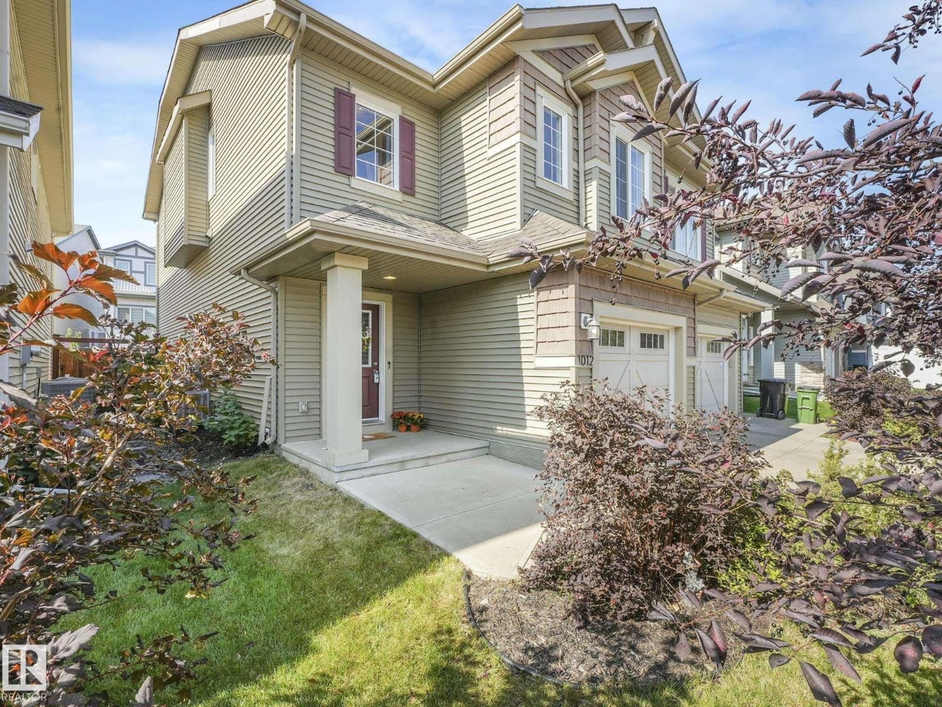 Home with vinyl exterior material, street for NW - 1012 EAST BEND BN, Edmonton Alberta T6M0V4