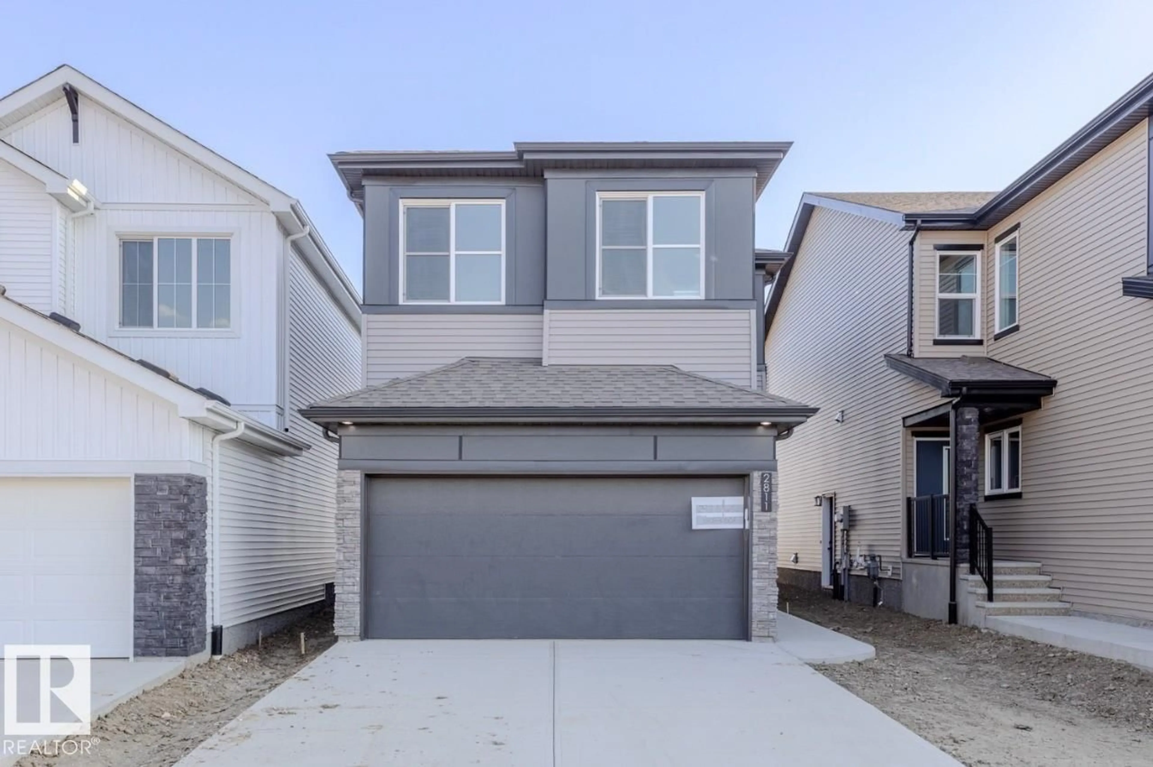 Unknown for 2811 5 AV, Edmonton Alberta T6X1A7