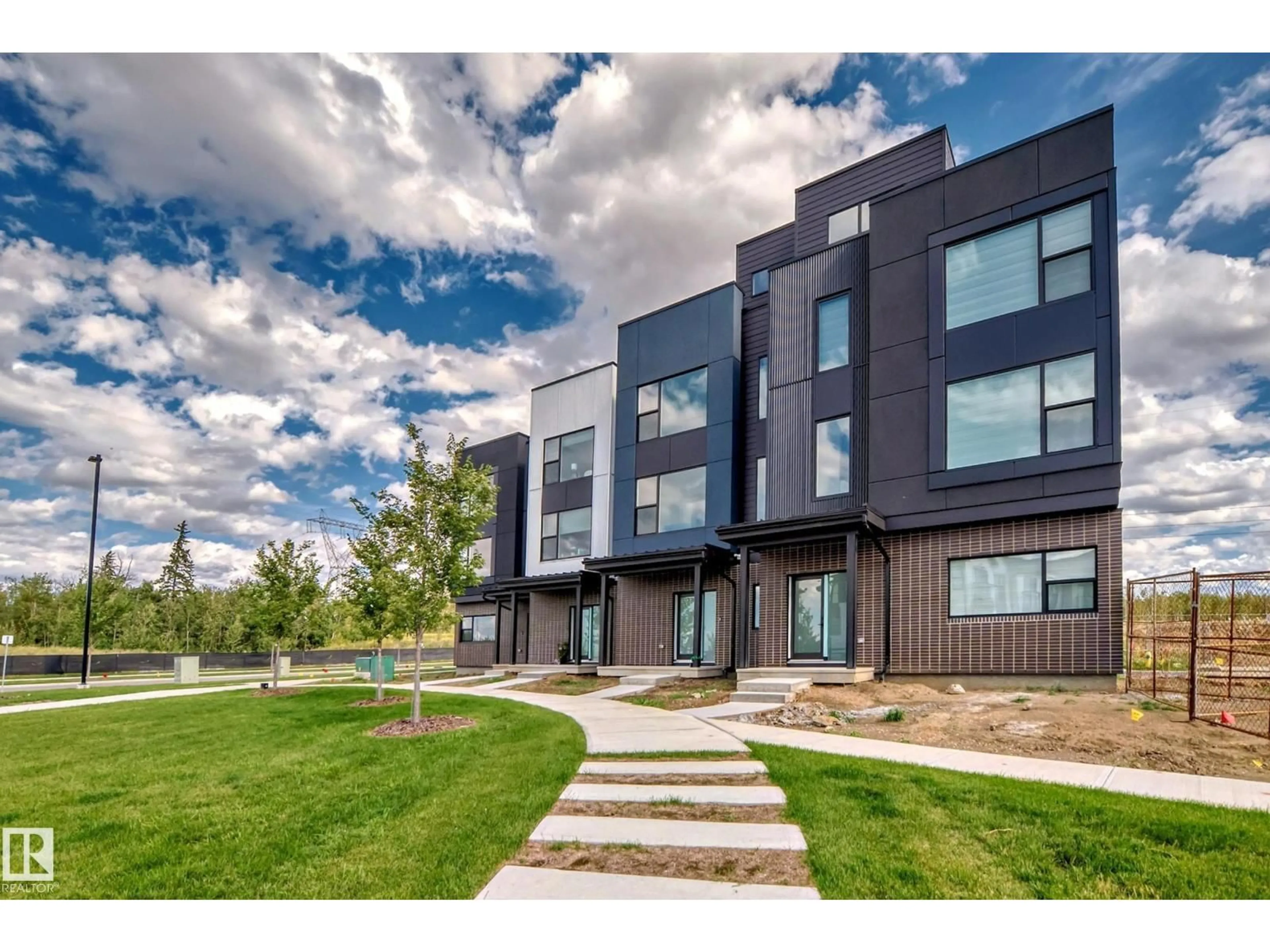 Unknown for 5 - 66 RONDEAU DR, St. Albert Alberta T8N7X8