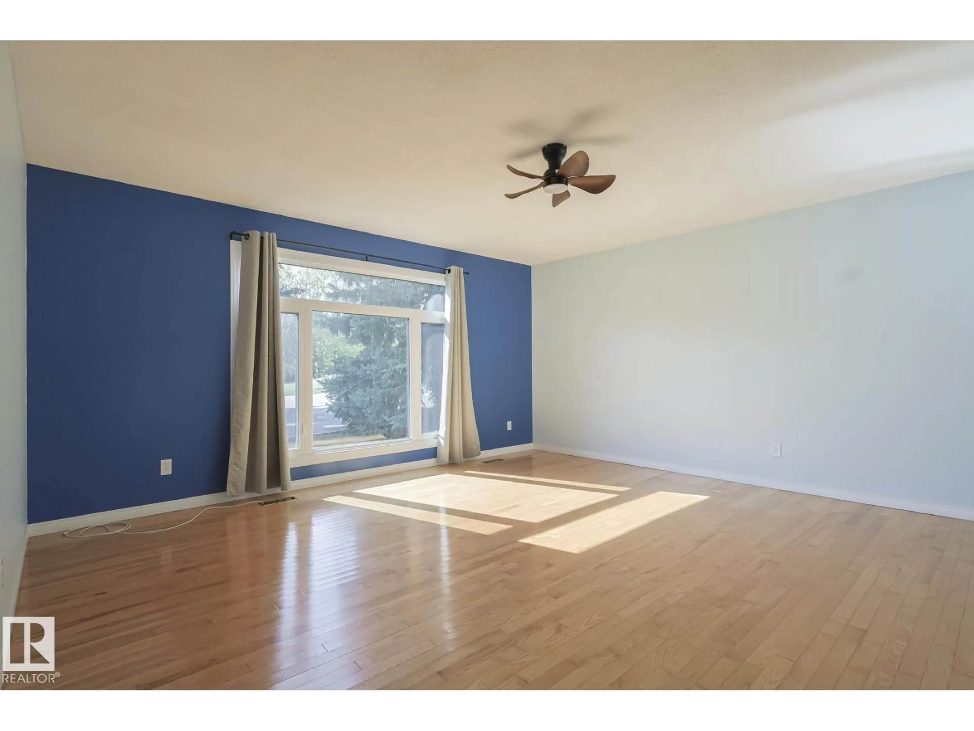 A pic of a room for 42 - 52516 RGE ROAD 13, Rural Parkland County Alberta T7Y2C1