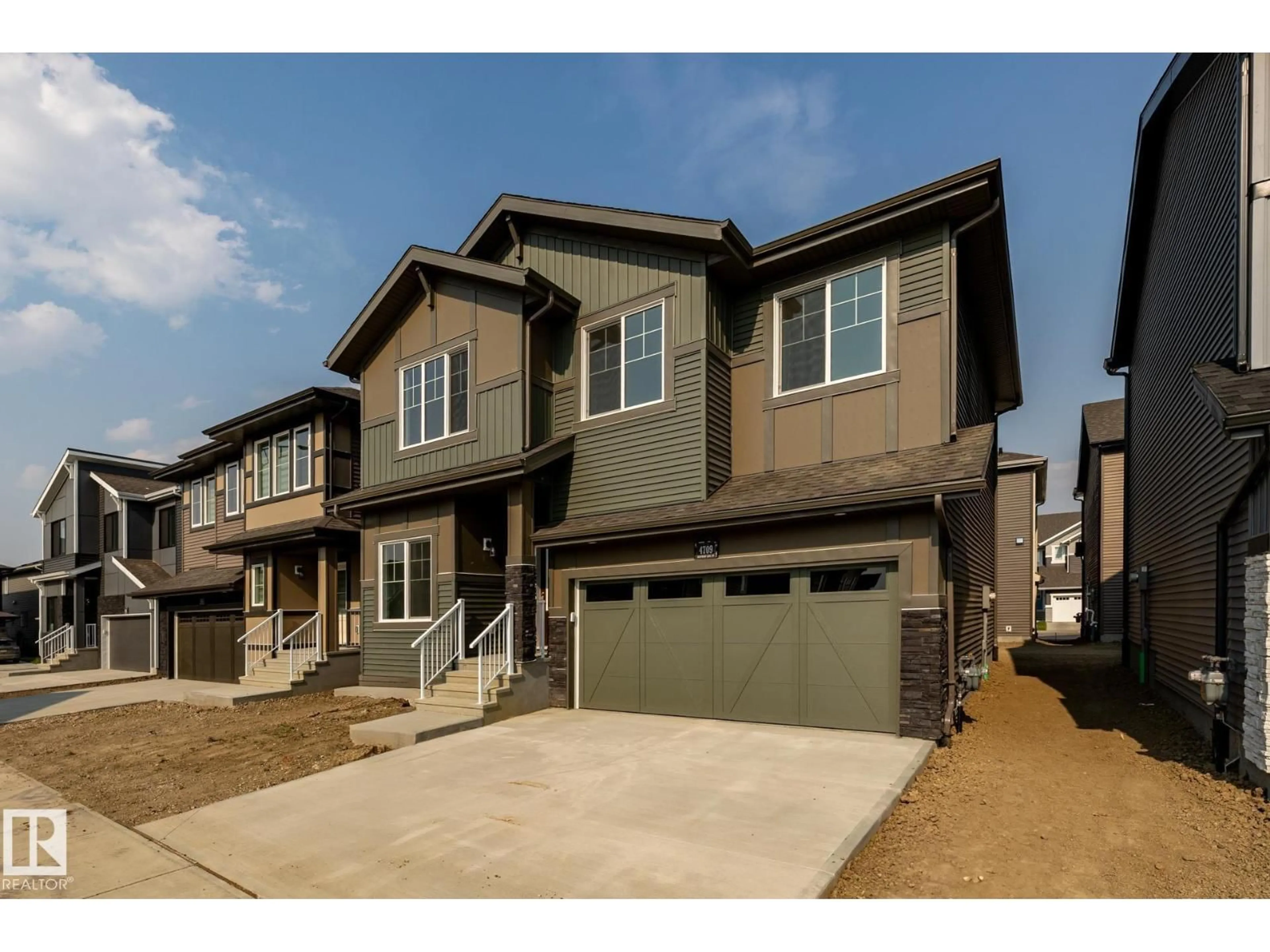 Home with brick exterior material, street for 4709 HAWTHORN LN, Edmonton Alberta T6X3C5