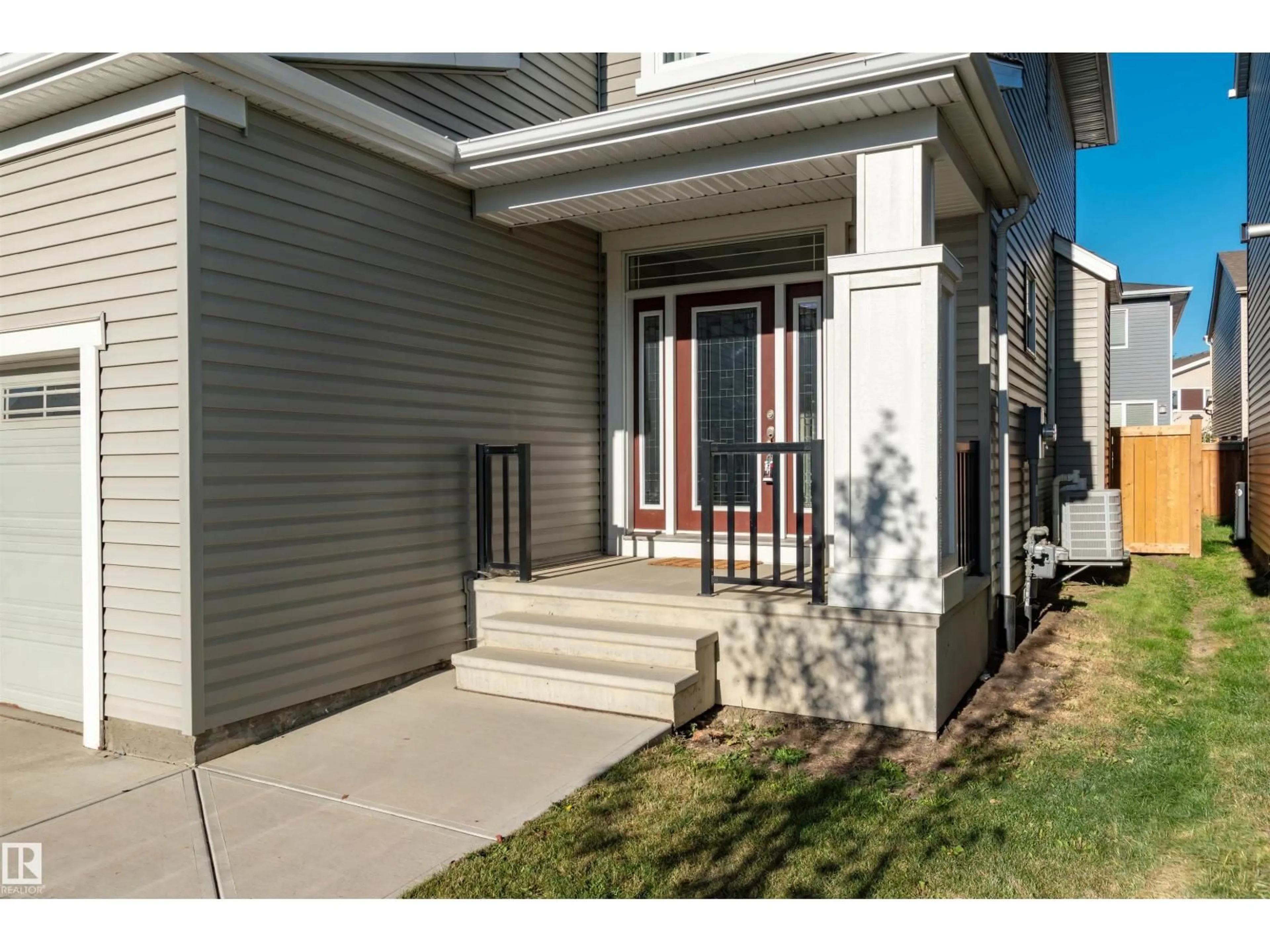 Unknown for 1628 201 ST, Edmonton Alberta T6M0X6