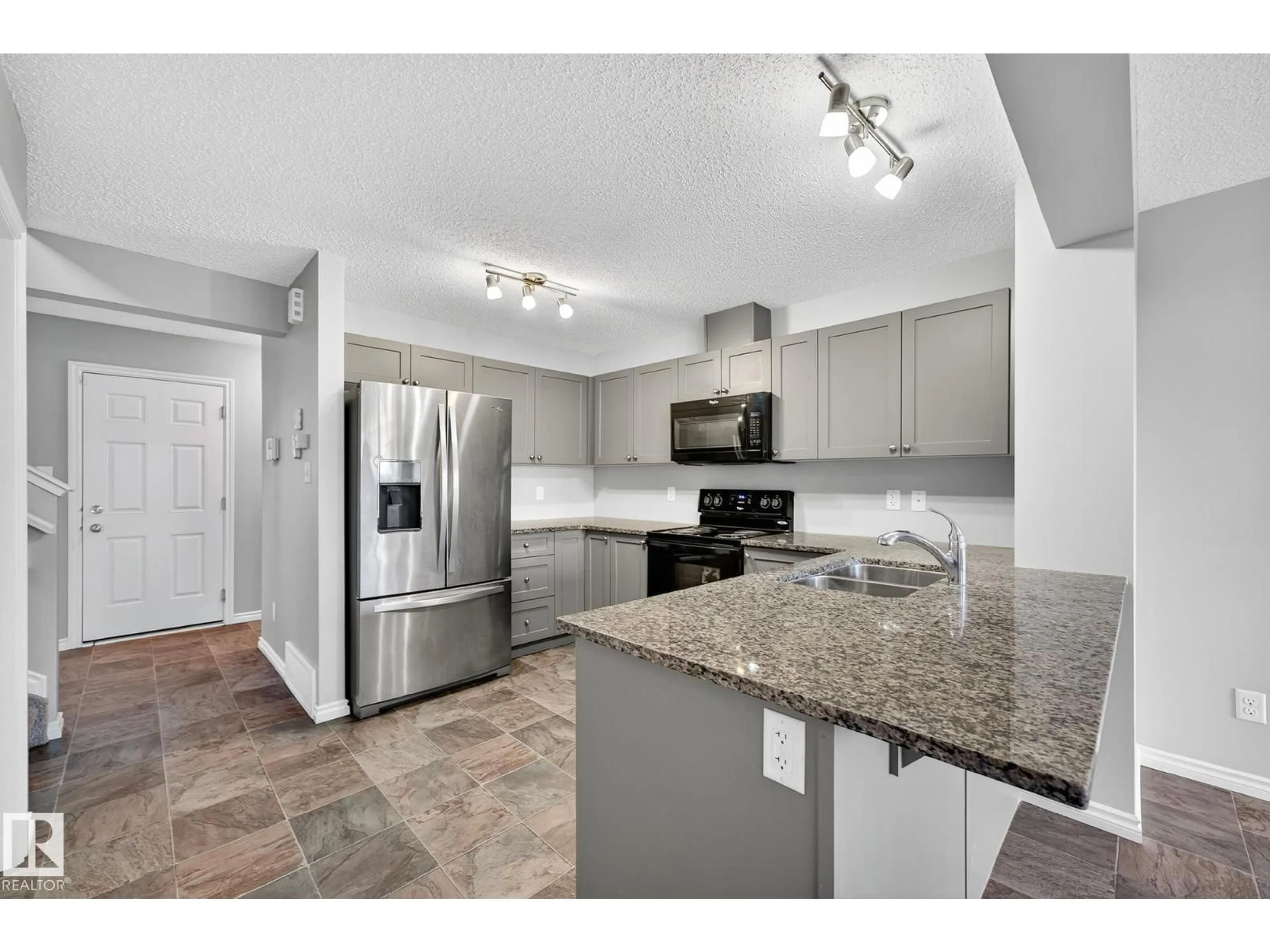 Open concept kitchen, unknown for SW - 3820 WEIDLE CR, Edmonton Alberta T6X2E4