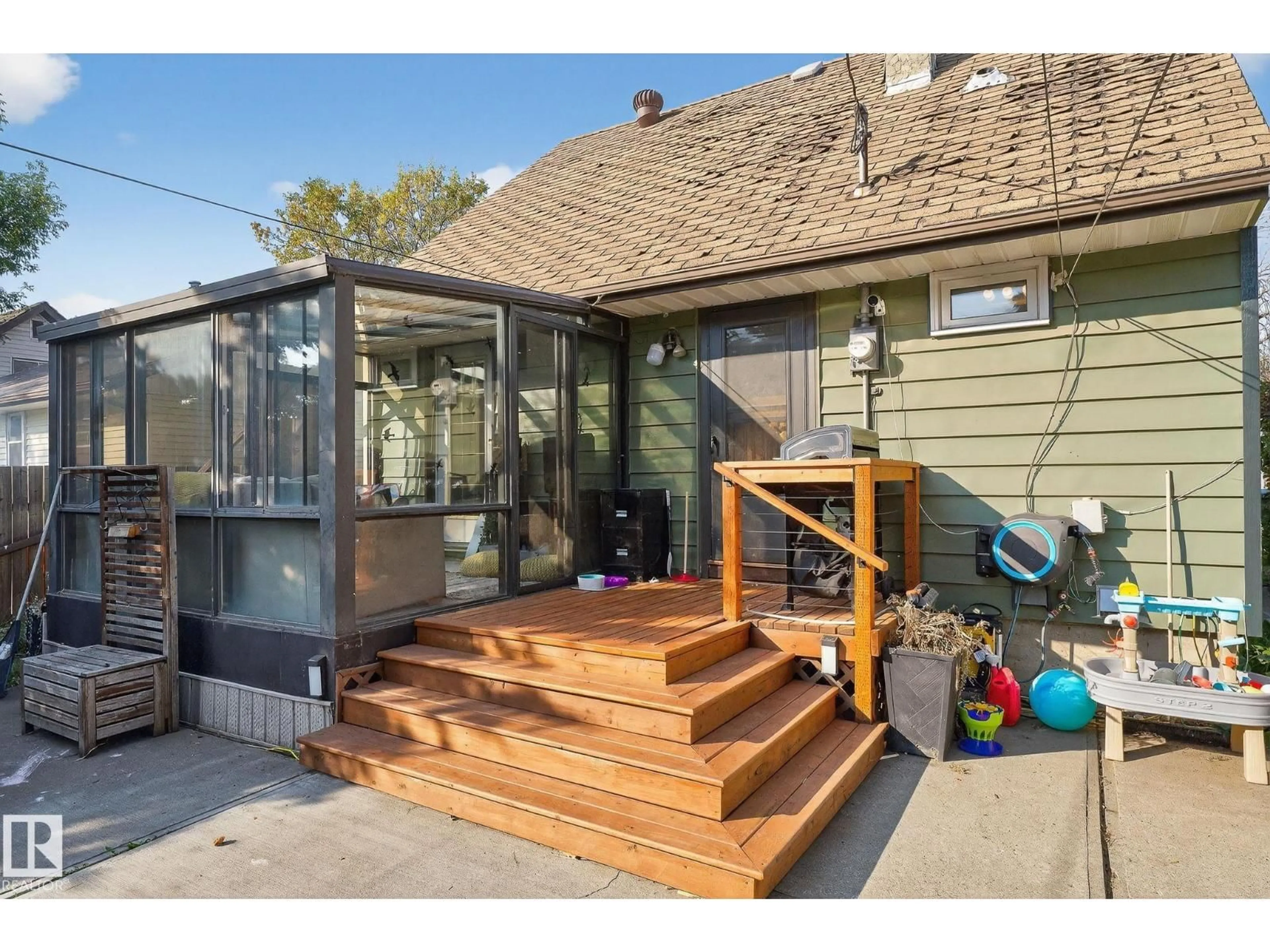 Patio, street for NW - 12231 107 ST, Edmonton Alberta T5G2S9