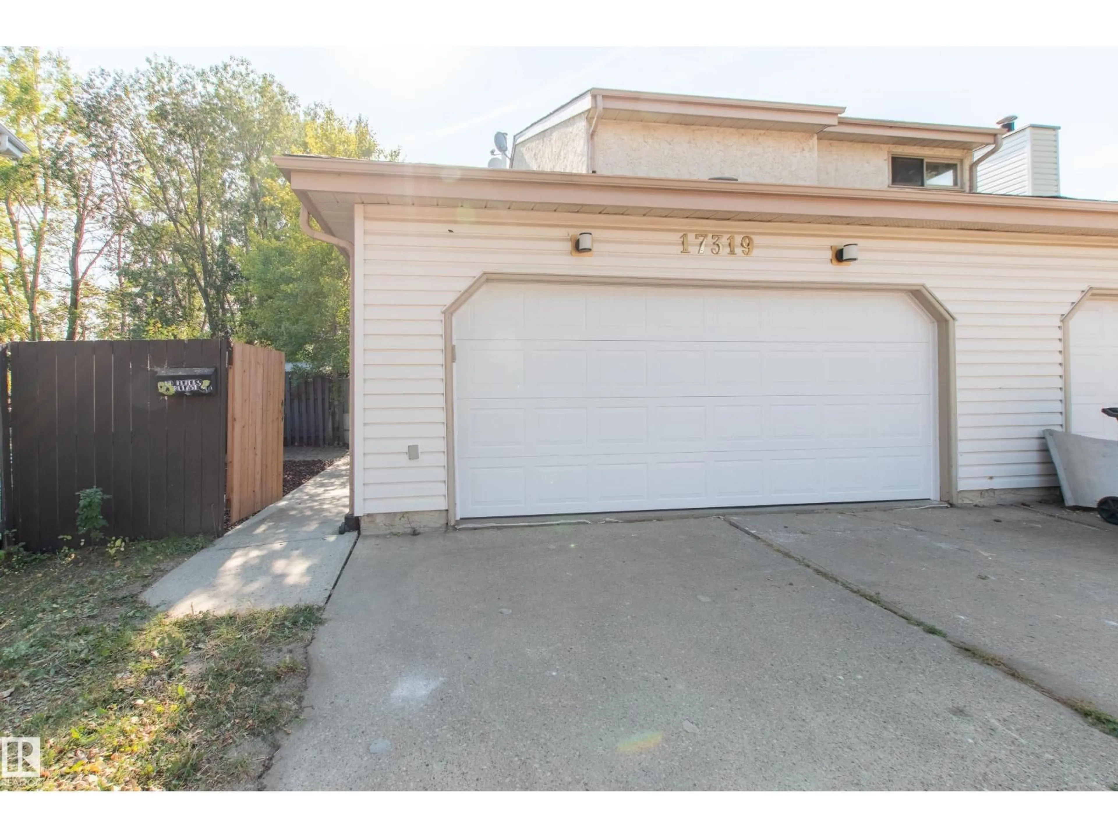Unknown for 17319 60 AV, Edmonton Alberta T6M1E9