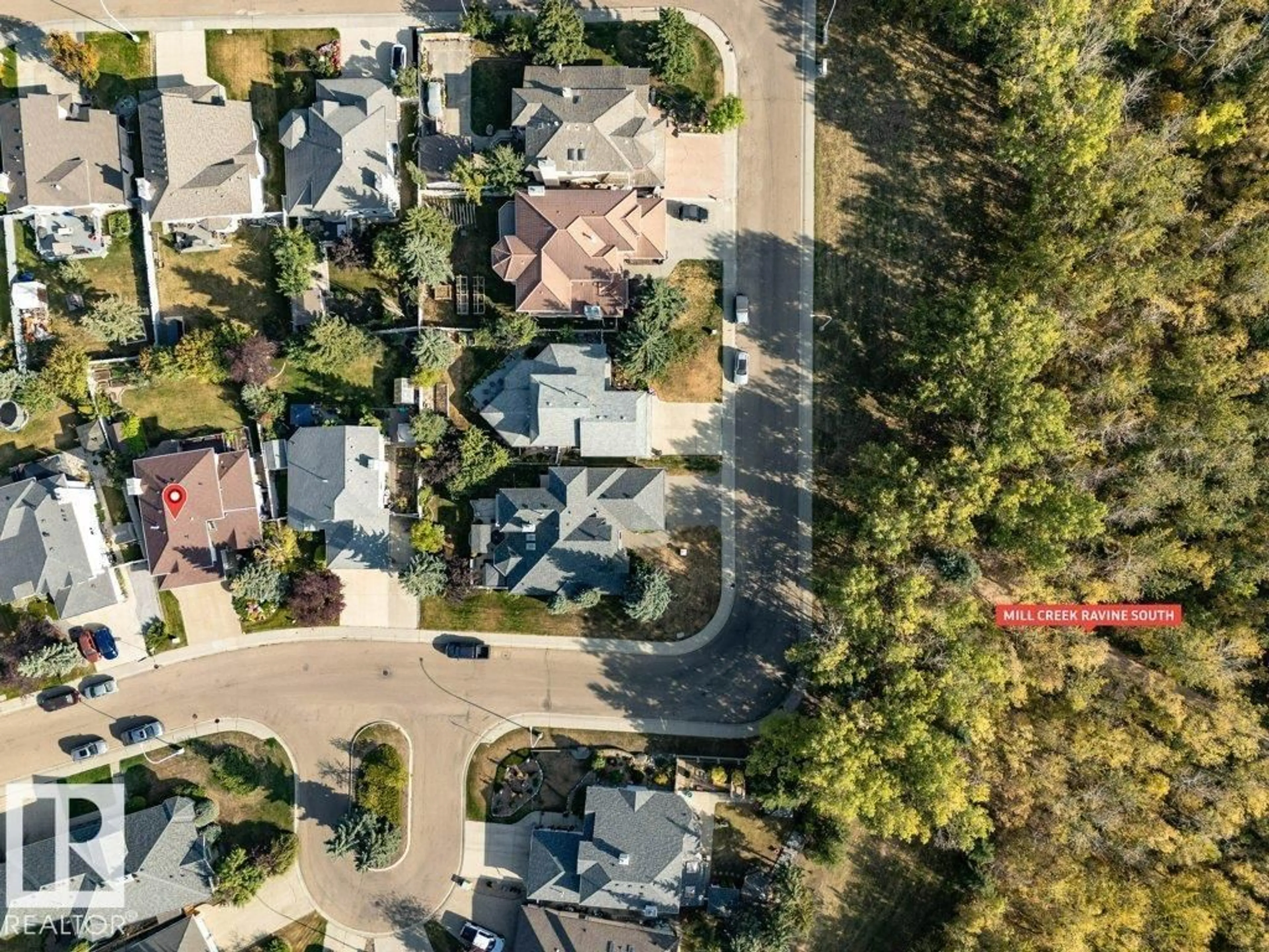 A pic from outside/outdoor area/front of a property/back of a property/a pic from drone, street for NW - 4211 48 ST, Edmonton Alberta T6L6J5