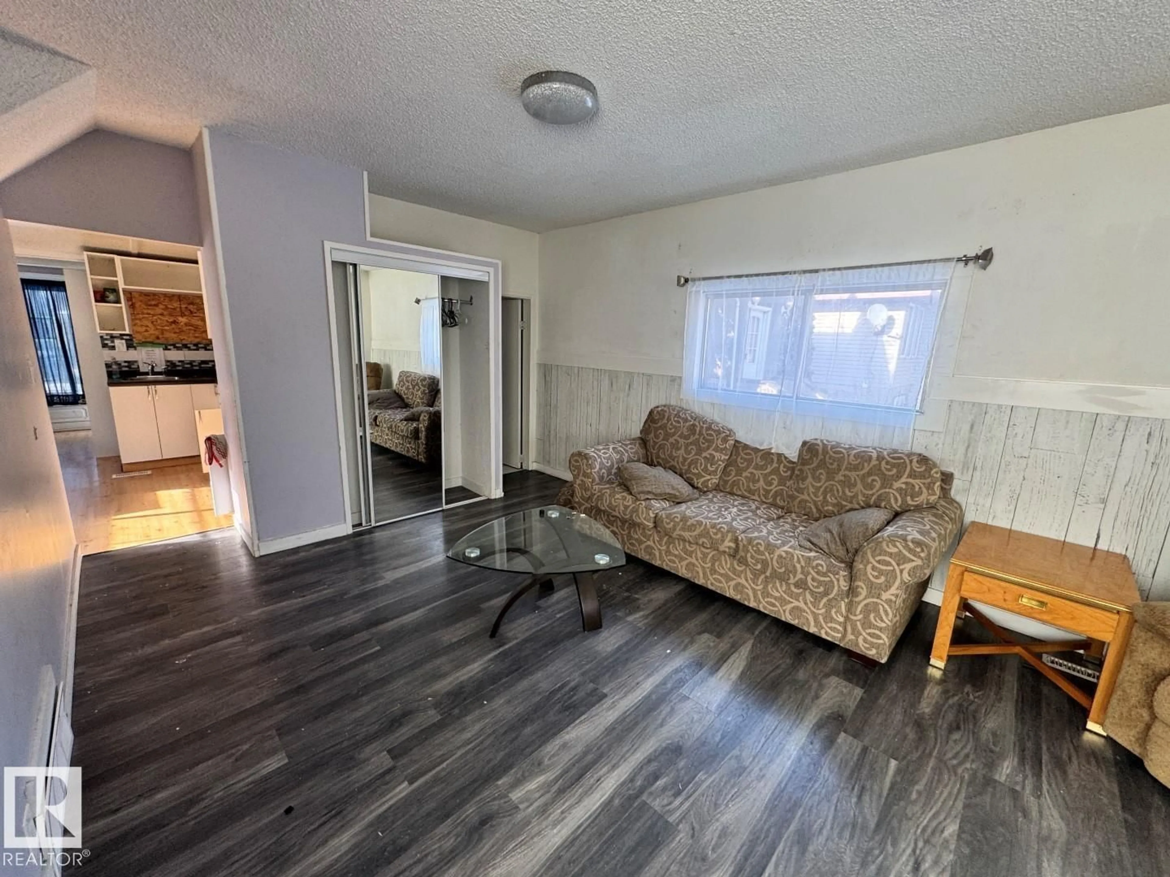 A pic of a room for NW - 11928 68 ST, Edmonton Alberta T5B1P7