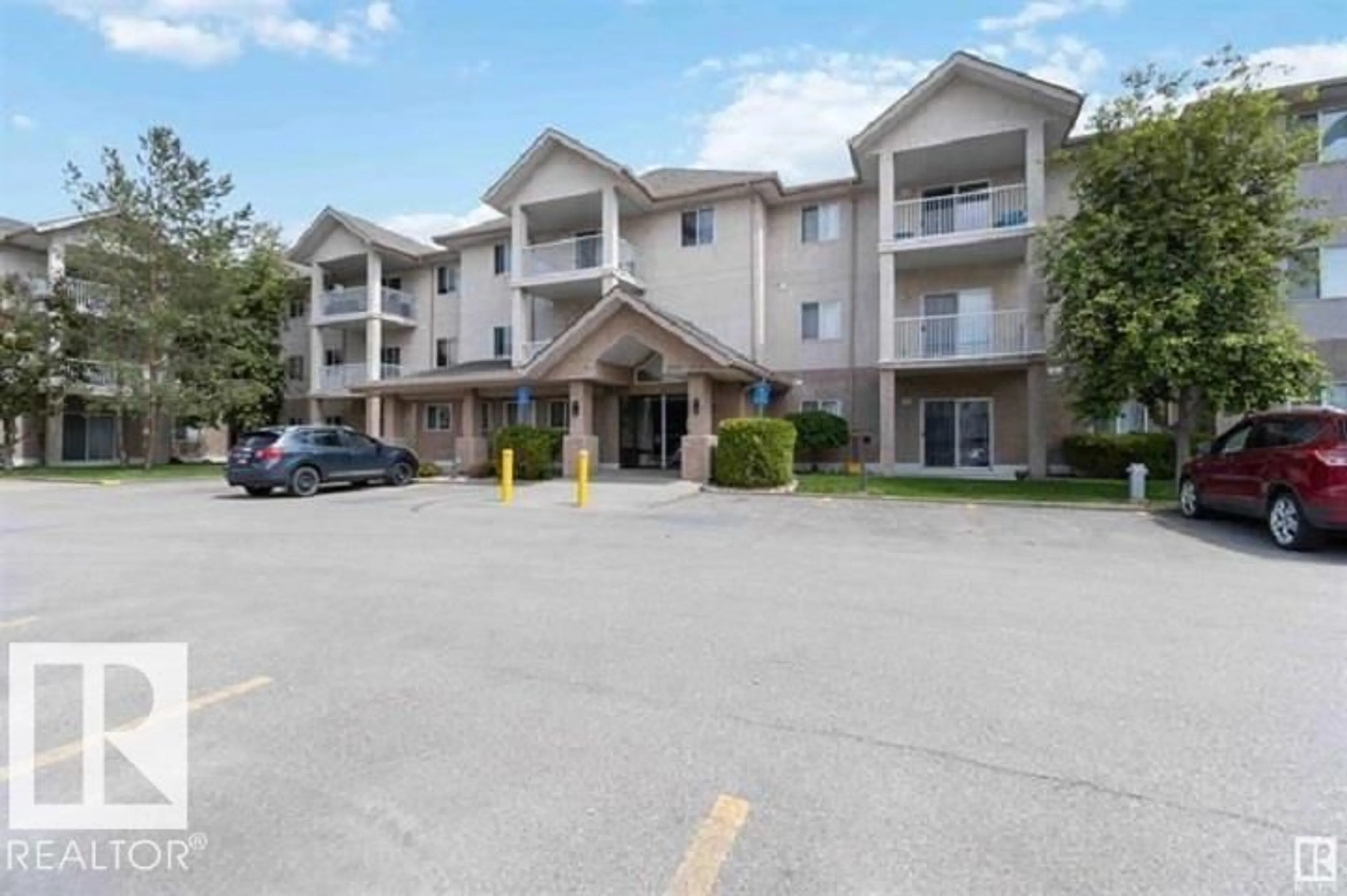 Unknown for 301 - 9525 162 AV, Edmonton Alberta T5Z3V2