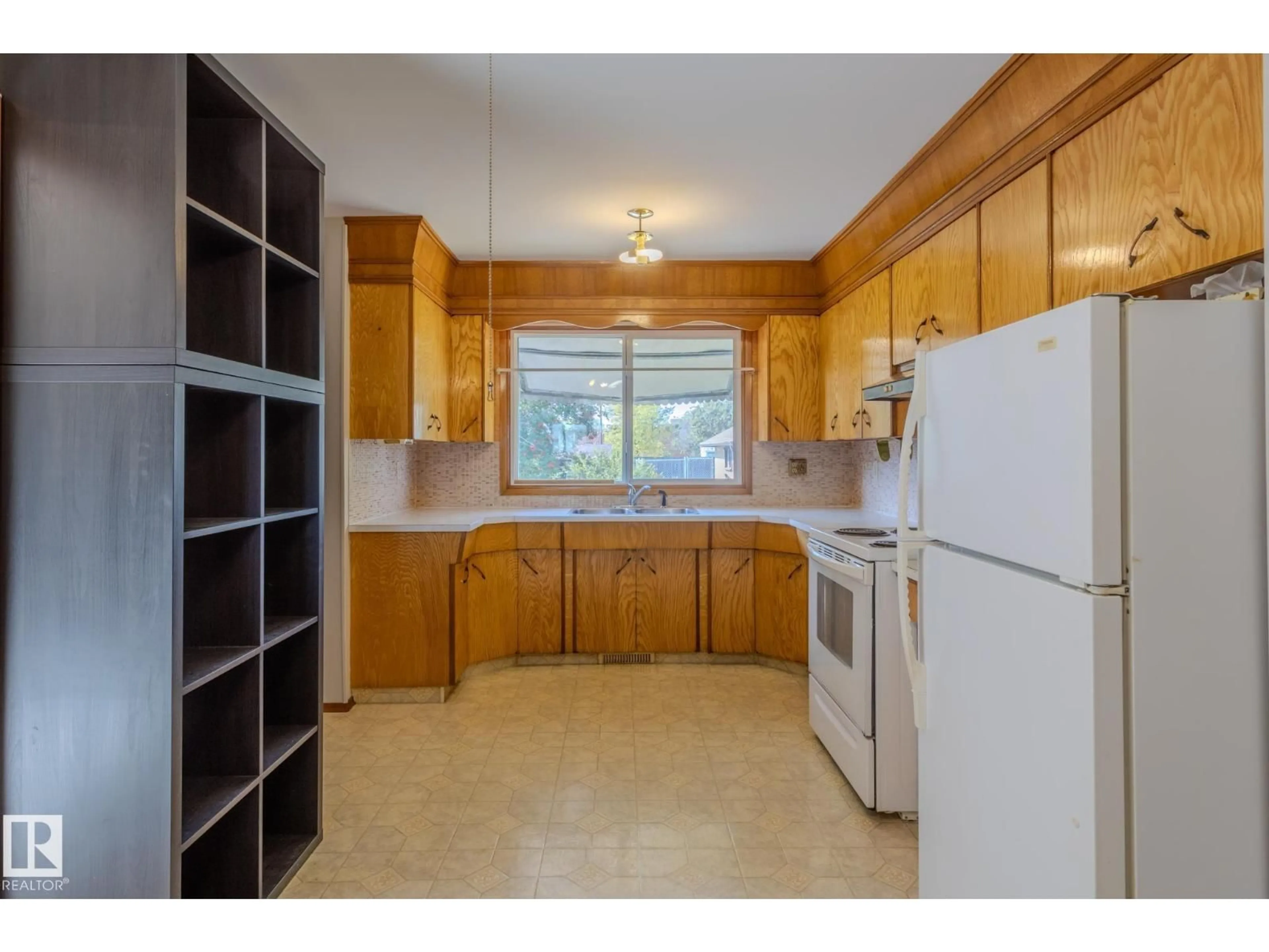 Standard kitchen, unknown for NW - 12920 87 ST, Edmonton Alberta T5E3E1