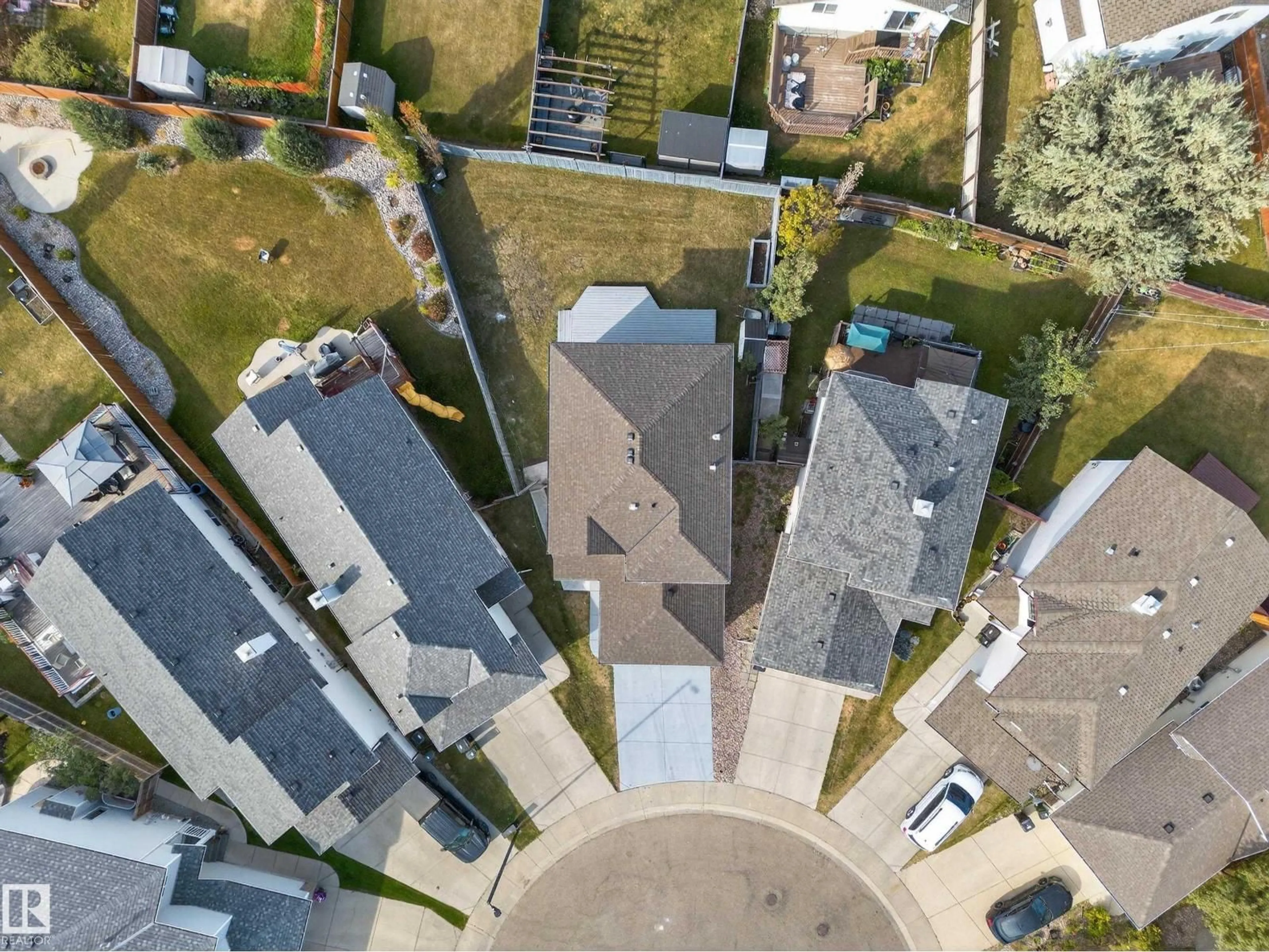 A pic from outside/outdoor area/front of a property/back of a property/a pic from drone, street for 3522 18 ST, Edmonton Alberta T6T1Z1