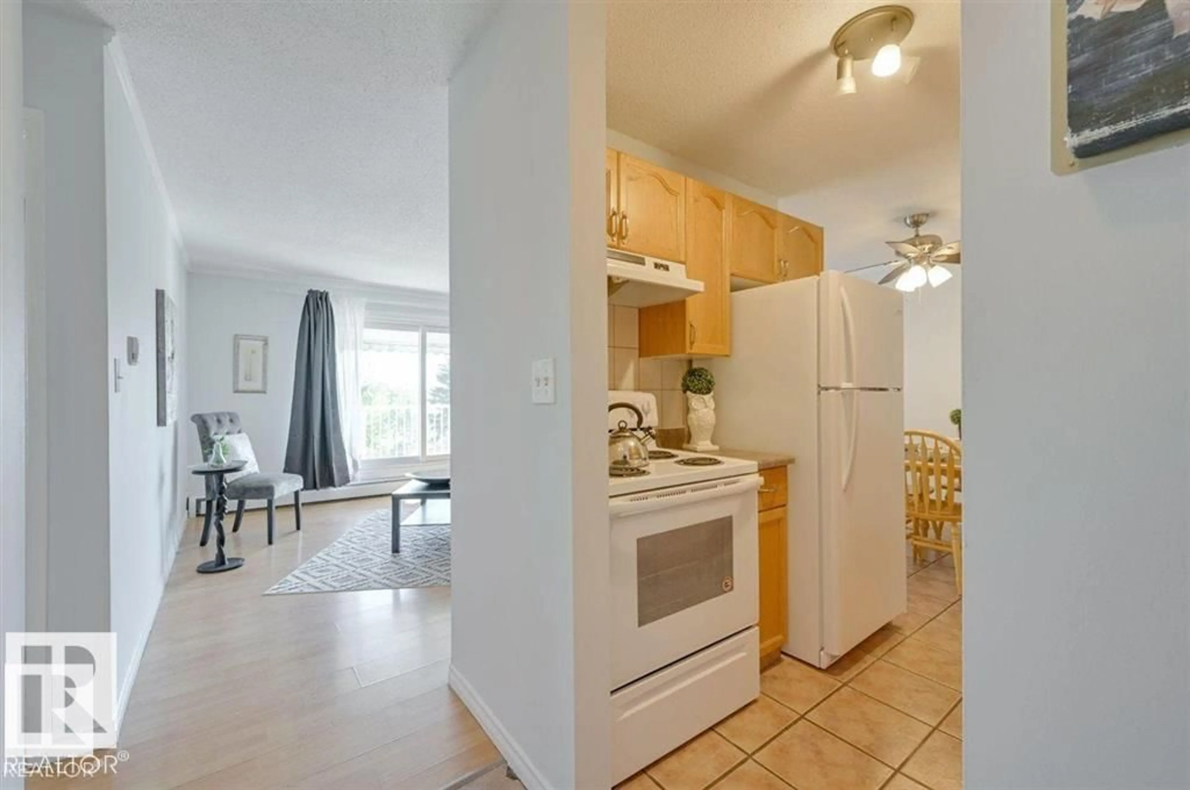 Standard kitchen, unknown for #306 - 2545 116 ST, Edmonton Alberta T6J3Z7