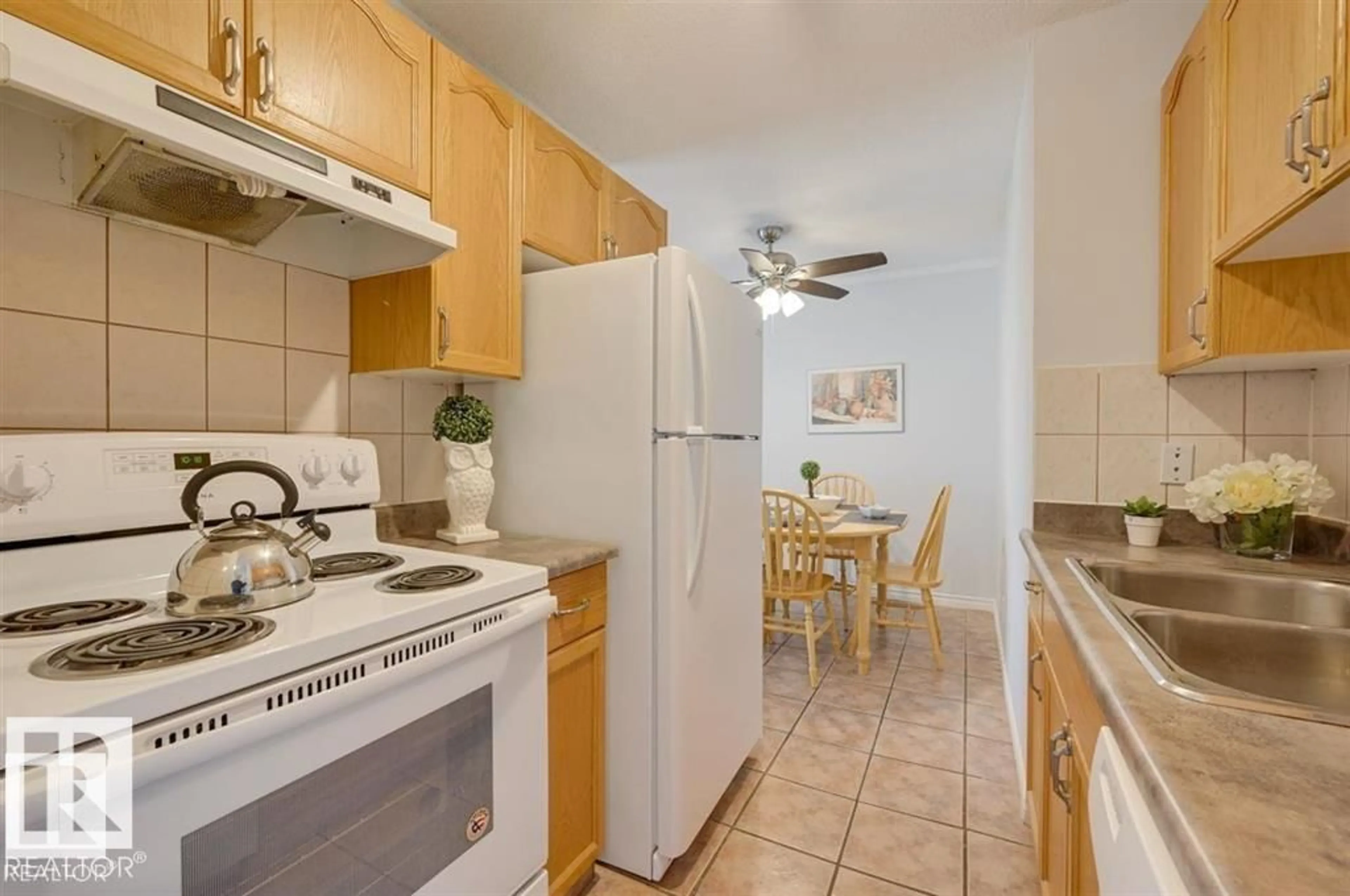 Standard kitchen, unknown for #306 - 2545 116 ST, Edmonton Alberta T6J3Z7