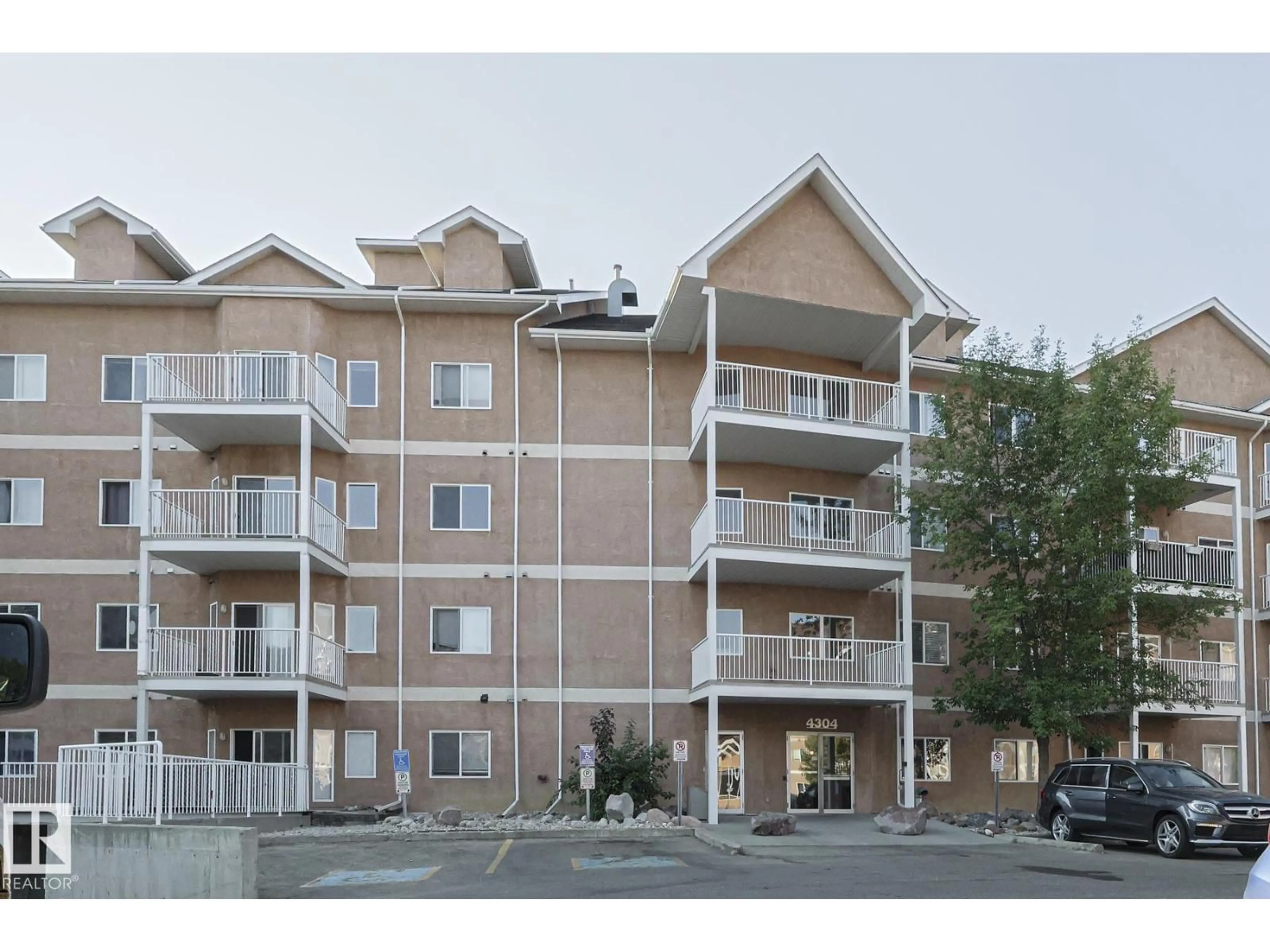 Unknown for #101 - 4304 139 AV, Edmonton Alberta T5Y0H6